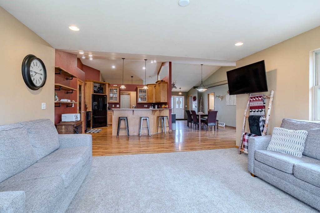 213688 COUNTY ROAD J, Hatley, Wisconsin 54440, 4 Bedrooms Bedrooms, ,3 BathroomsBathrooms,Residential,For Sale,213688 COUNTY ROAD J,22601334