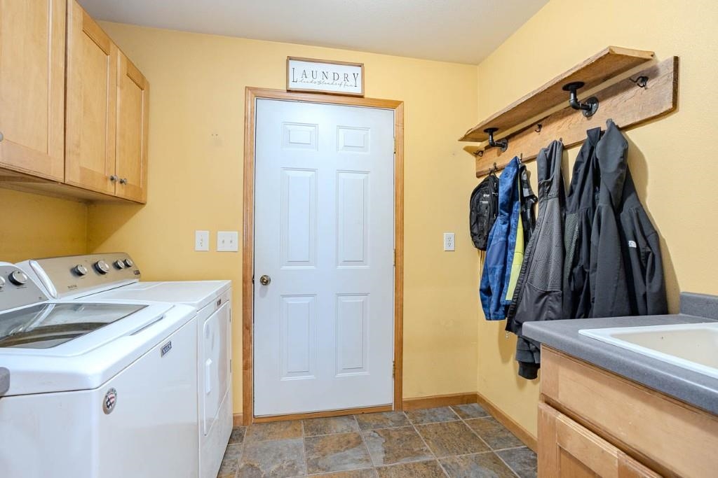 213688 COUNTY ROAD J, Hatley, Wisconsin 54440, 4 Bedrooms Bedrooms, ,3 BathroomsBathrooms,Residential,For Sale,213688 COUNTY ROAD J,22601334