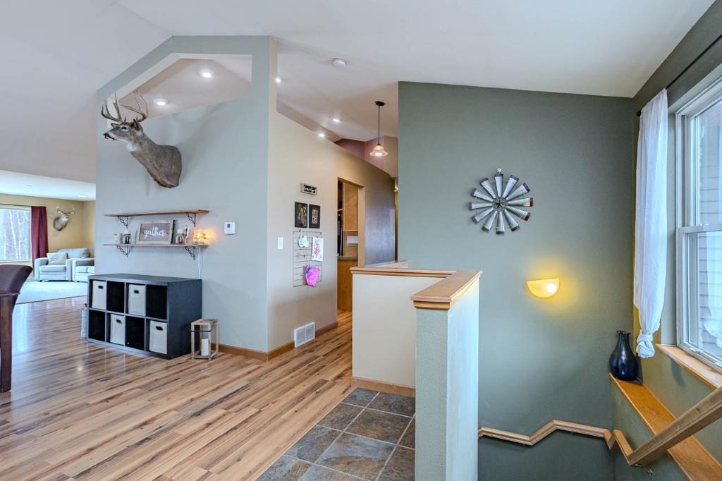 213688 COUNTY ROAD J, Hatley, Wisconsin 54440, 4 Bedrooms Bedrooms, ,3 BathroomsBathrooms,Residential,For Sale,213688 COUNTY ROAD J,22601334