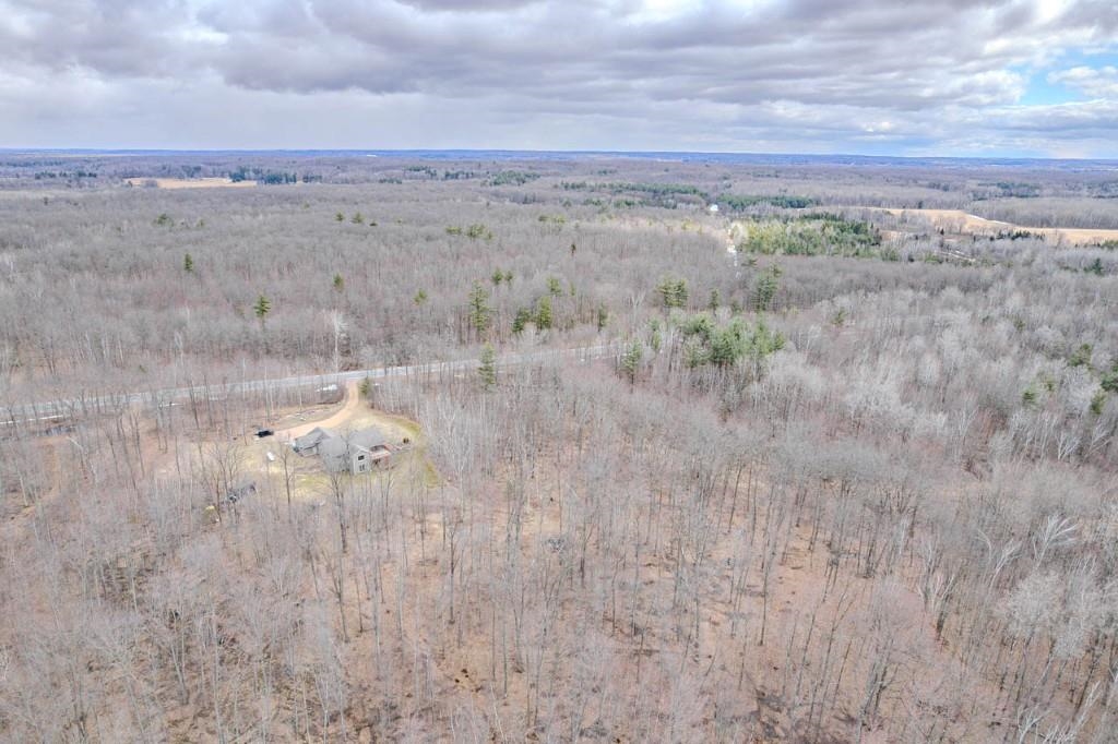 213688 COUNTY ROAD J, Hatley, Wisconsin 54440, 4 Bedrooms Bedrooms, ,3 BathroomsBathrooms,Residential,For Sale,213688 COUNTY ROAD J,22601334