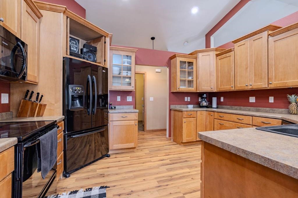 213688 COUNTY ROAD J, Hatley, Wisconsin 54440, 4 Bedrooms Bedrooms, ,3 BathroomsBathrooms,Residential,For Sale,213688 COUNTY ROAD J,22601334