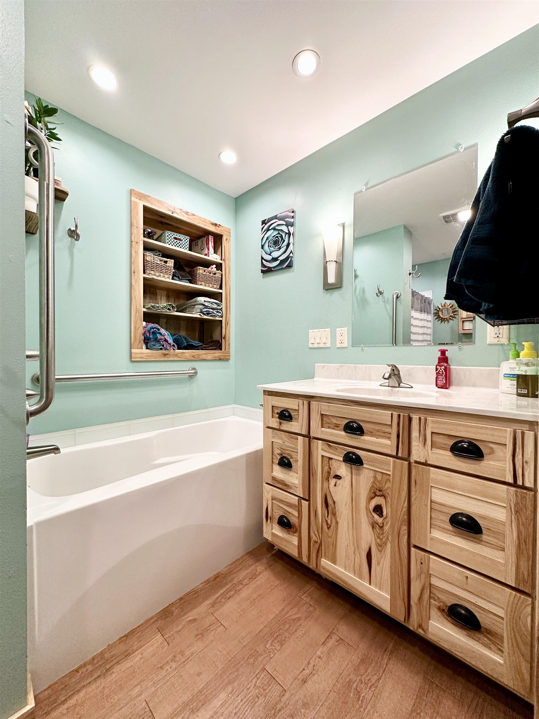 1302 5TH AVENUE, Antigo, Wisconsin 54409, 3 Bedrooms Bedrooms, ,1 BathroomBathrooms,Residential,For Sale,1302 5TH AVENUE,22601336