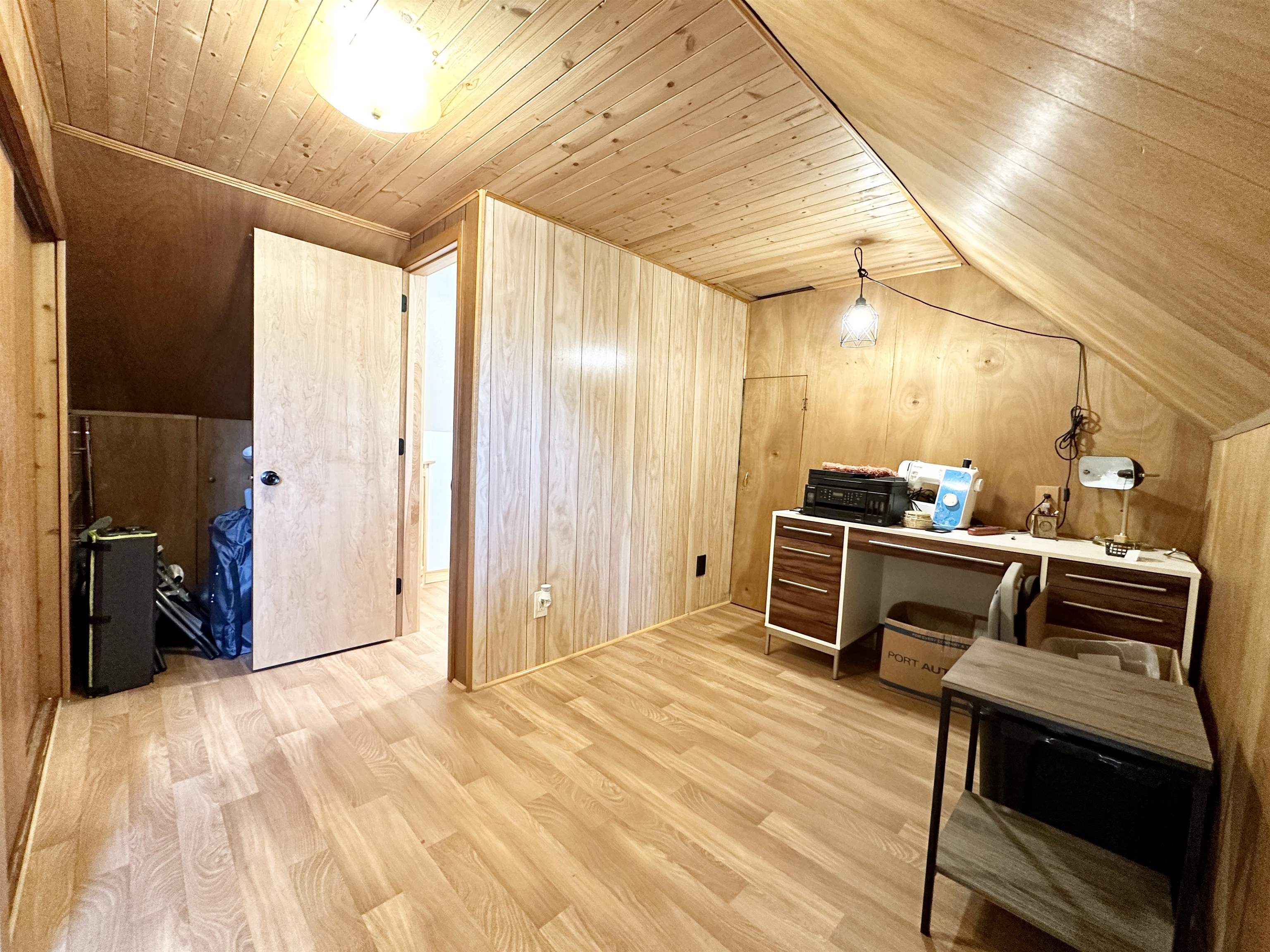 1302 5TH AVENUE, Antigo, Wisconsin 54409, 3 Bedrooms Bedrooms, ,1 BathroomBathrooms,Residential,For Sale,1302 5TH AVENUE,22601336