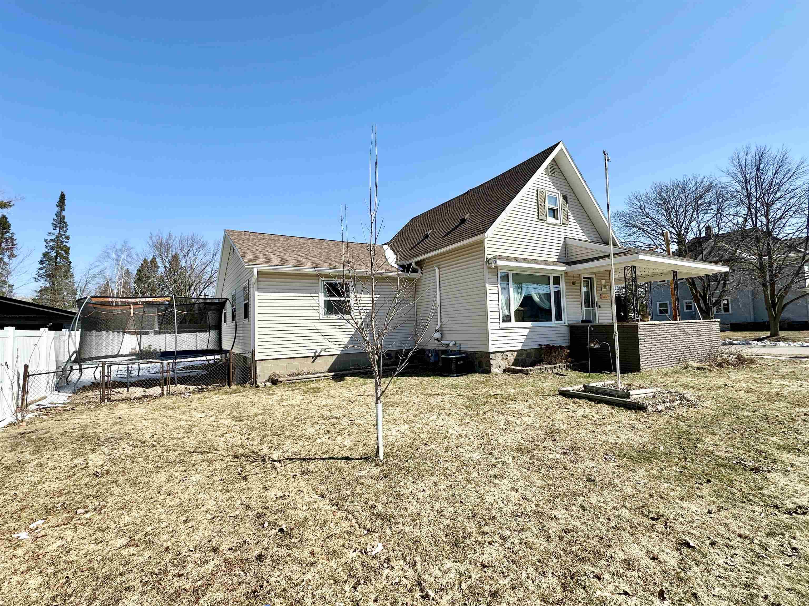 1302 5TH AVENUE, Antigo, Wisconsin 54409, 3 Bedrooms Bedrooms, ,1 BathroomBathrooms,Residential,For Sale,1302 5TH AVENUE,22601336