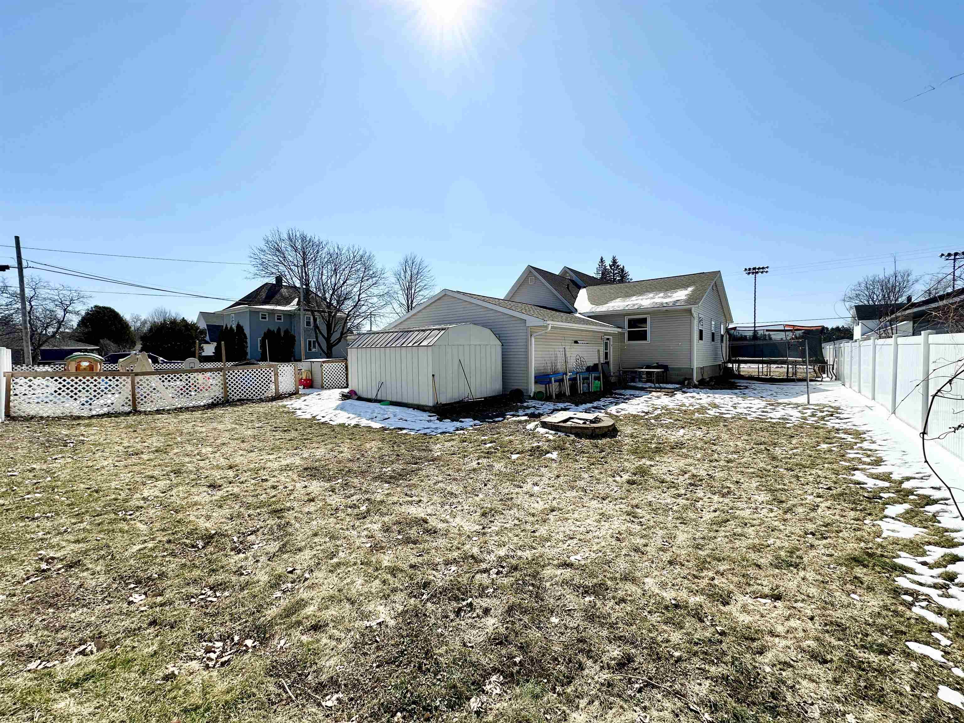 1302 5TH AVENUE, Antigo, Wisconsin 54409, 3 Bedrooms Bedrooms, ,1 BathroomBathrooms,Residential,For Sale,1302 5TH AVENUE,22601336