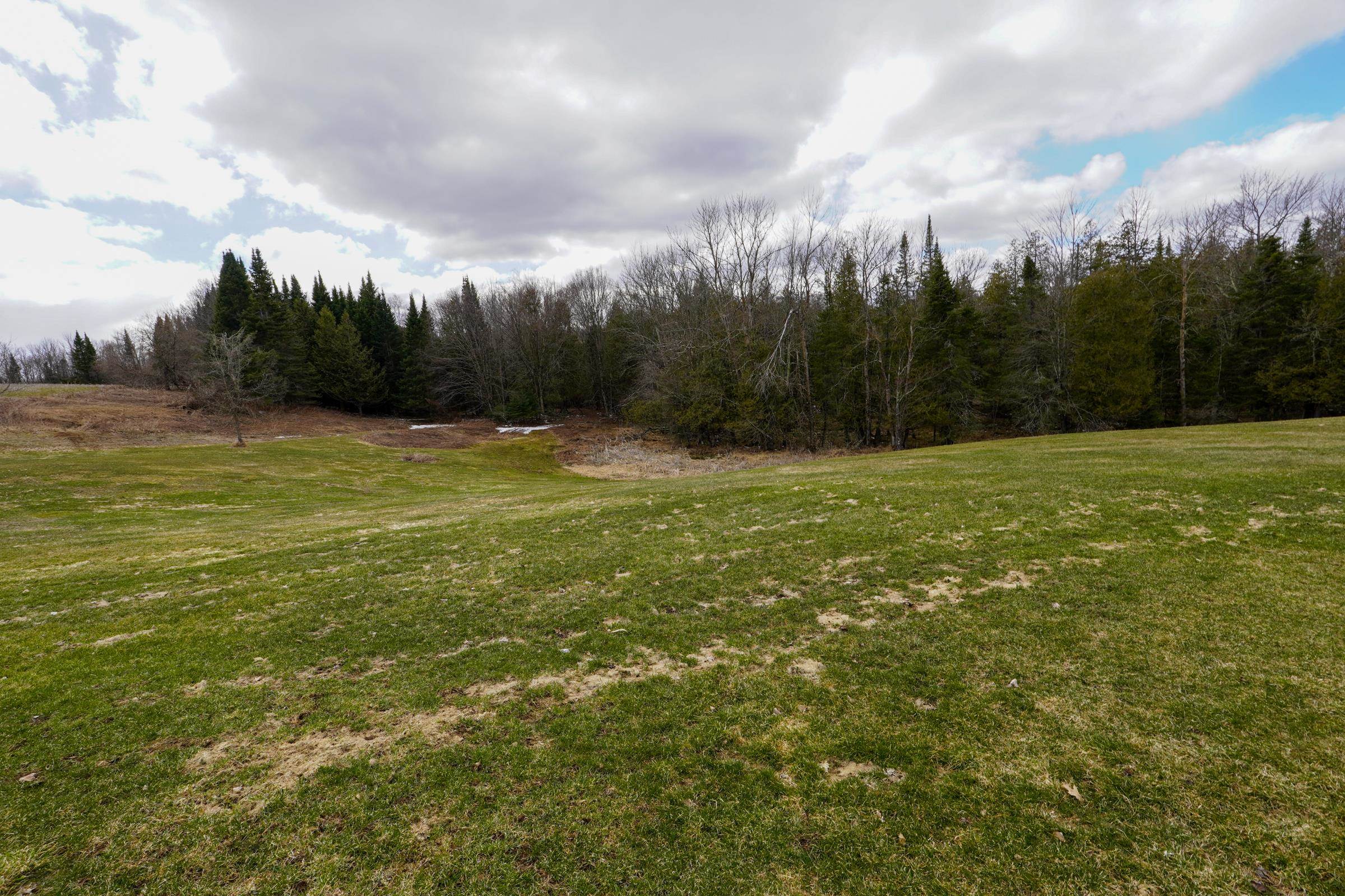 N5357 DIVISION DRIVE, Medford, Wisconsin 54451, 4 Bedrooms Bedrooms, ,3 BathroomsBathrooms,Residential,For Sale,N5357 DIVISION DRIVE,22601339