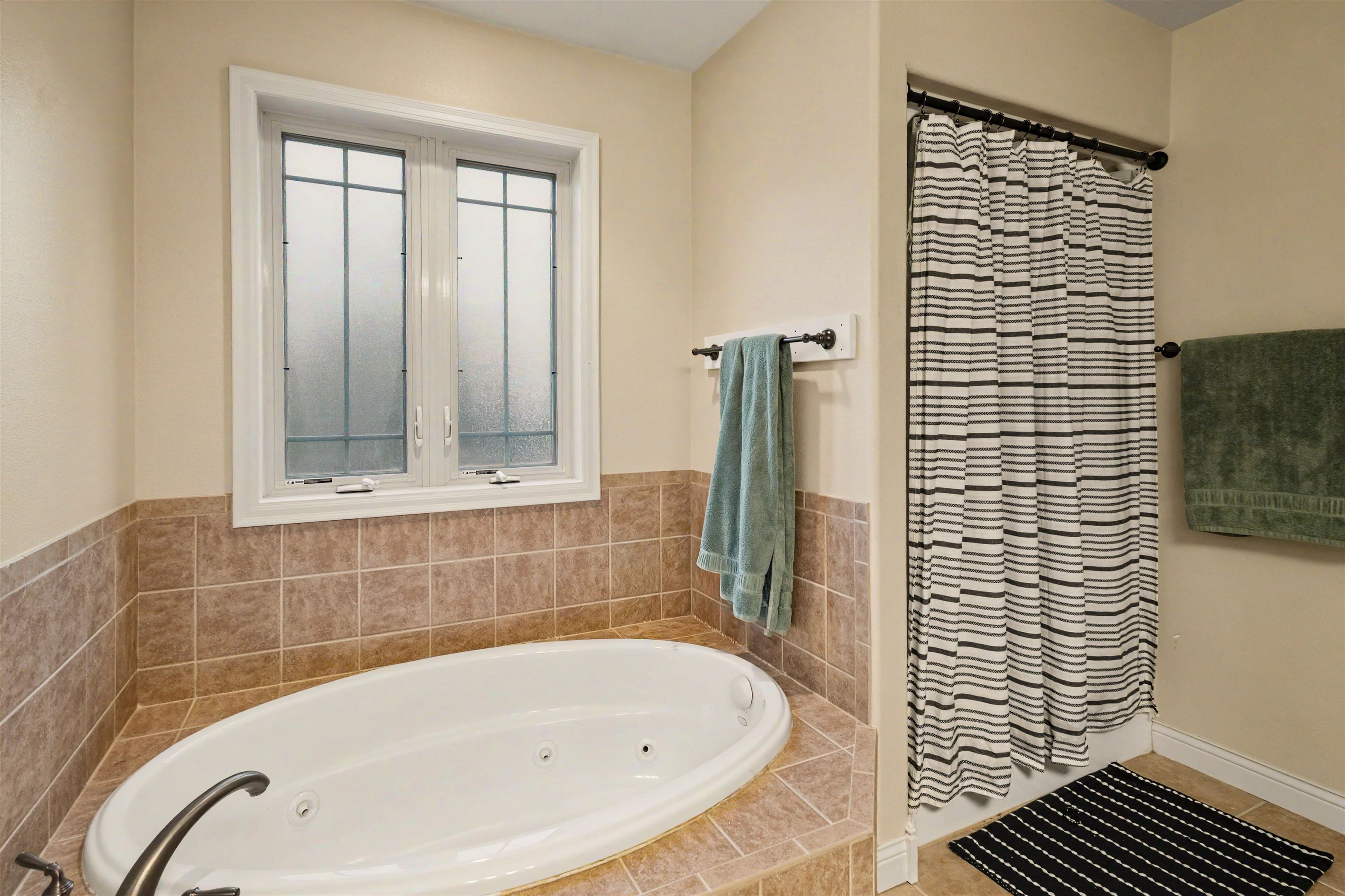 4465 RIVER DRIVE, Plover, Wisconsin 54467, 4 Bedrooms Bedrooms, ,3 BathroomsBathrooms,Residential,For Sale,4465 RIVER DRIVE,22601342