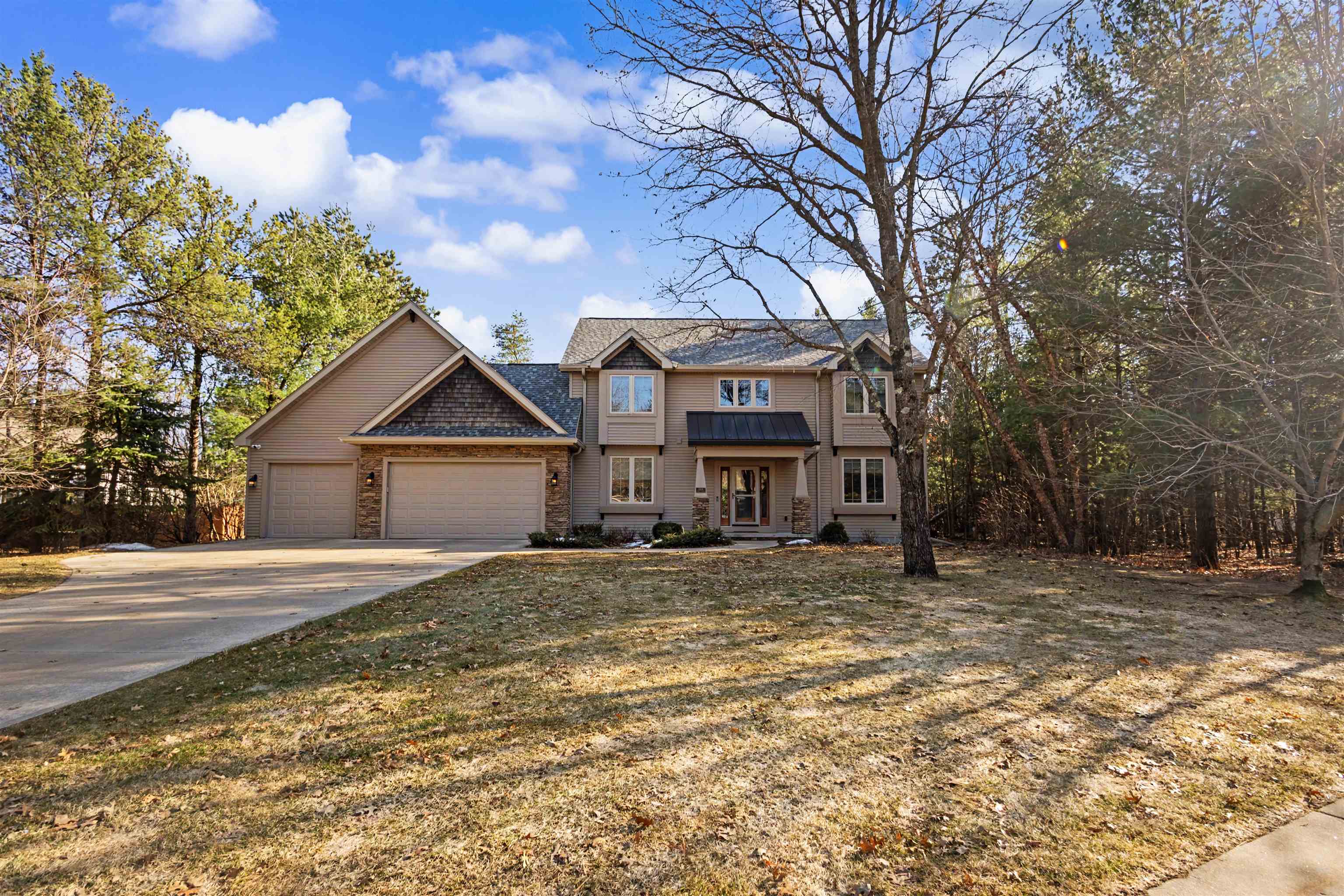 4465 RIVER DRIVE, Plover, Wisconsin 54467, 4 Bedrooms Bedrooms, ,3 BathroomsBathrooms,Residential,For Sale,4465 RIVER DRIVE,22601342