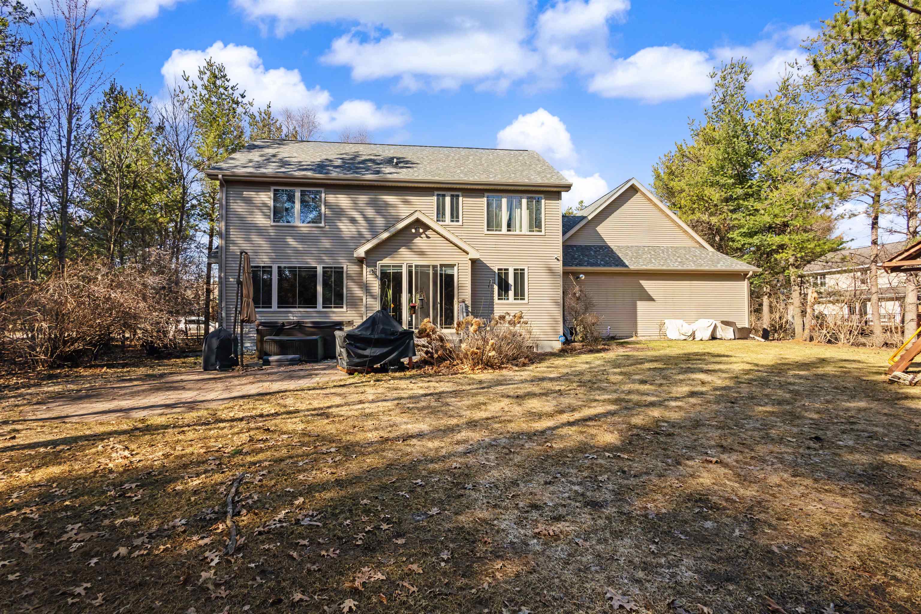 4465 RIVER DRIVE, Plover, Wisconsin 54467, 4 Bedrooms Bedrooms, ,3 BathroomsBathrooms,Residential,For Sale,4465 RIVER DRIVE,22601342