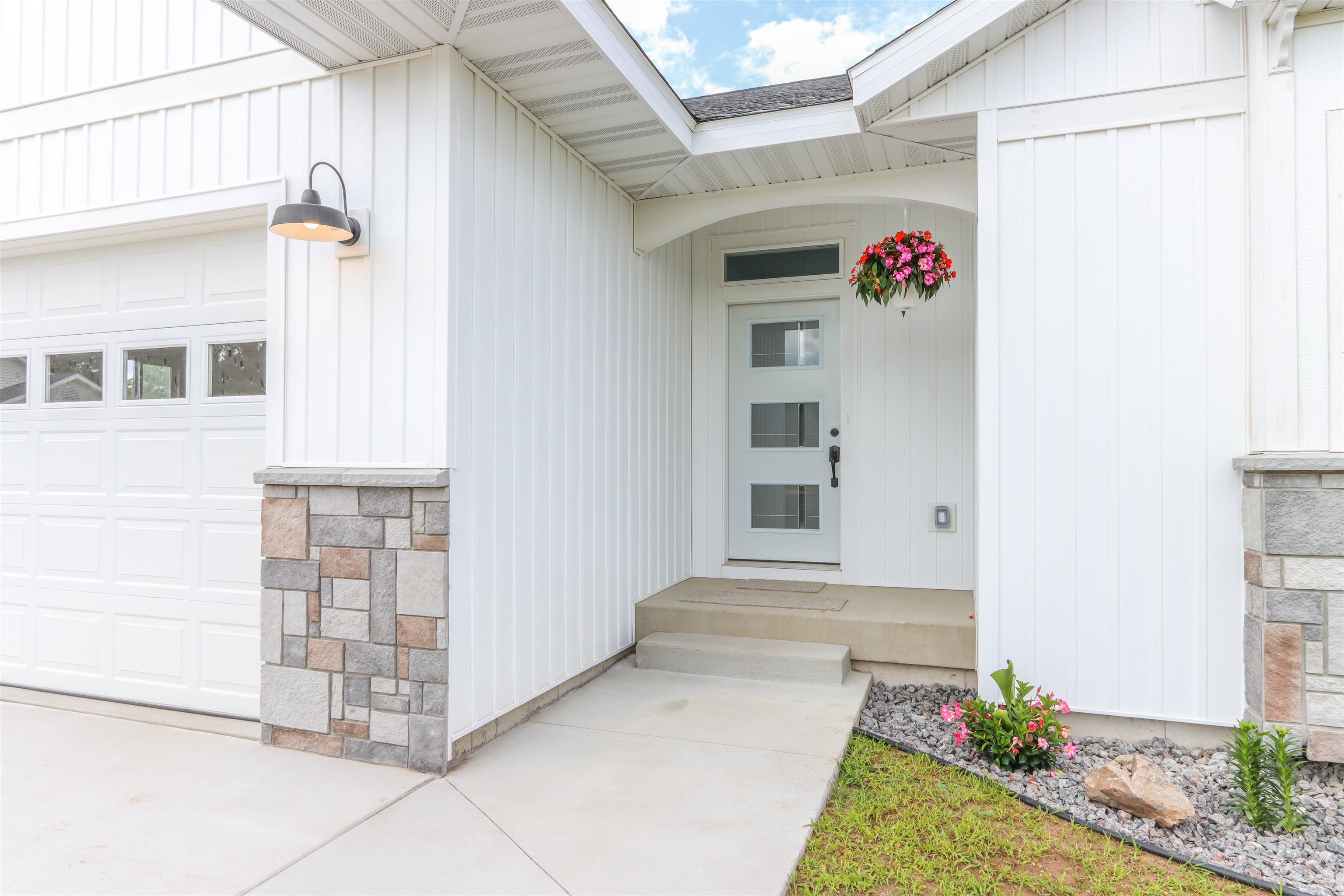 1030 MICHELE COURT, Port Edwards, Wisconsin 54469, 5 Bedrooms Bedrooms, ,3 BathroomsBathrooms,Residential,For Sale,1030 MICHELE COURT,22601343