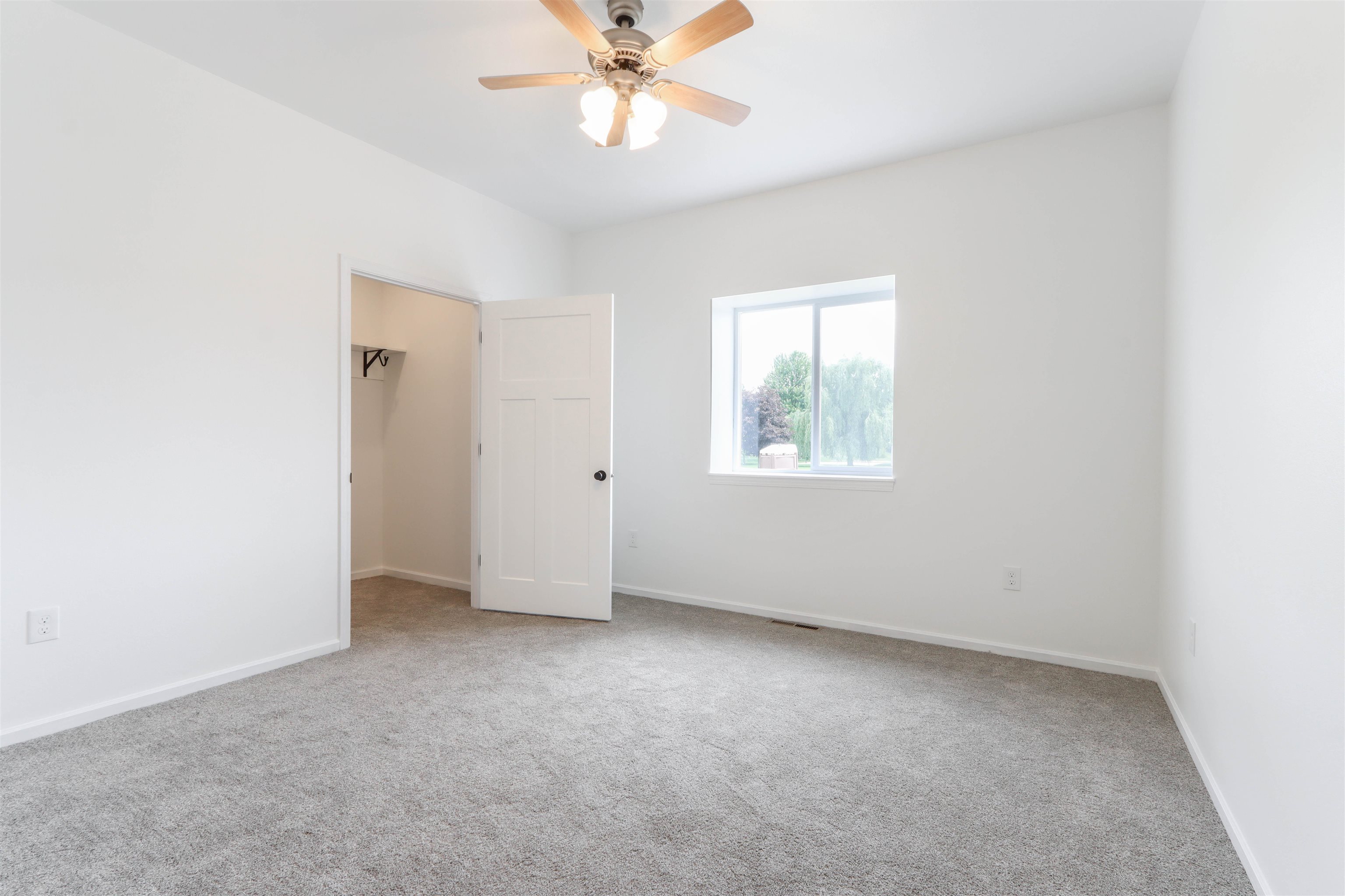 1030 MICHELE COURT, Port Edwards, Wisconsin 54469, 5 Bedrooms Bedrooms, ,3 BathroomsBathrooms,Residential,For Sale,1030 MICHELE COURT,22601343