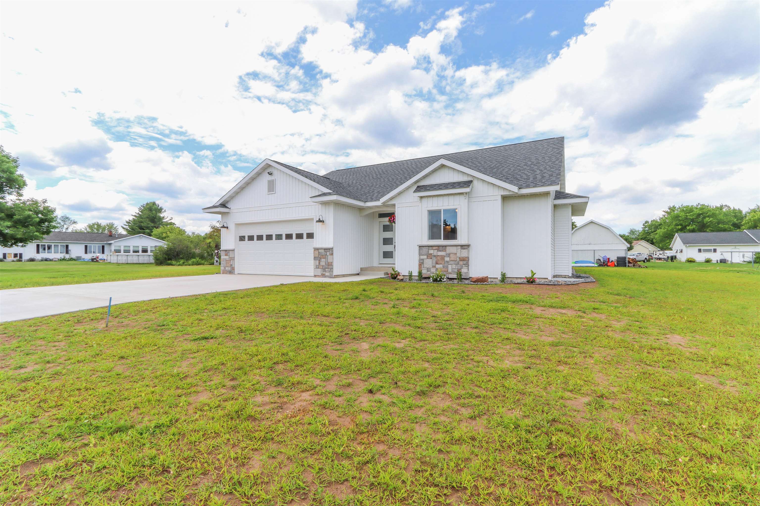 1030 MICHELE COURT, Port Edwards, Wisconsin 54469, 5 Bedrooms Bedrooms, ,3 BathroomsBathrooms,Residential,For Sale,1030 MICHELE COURT,22601343