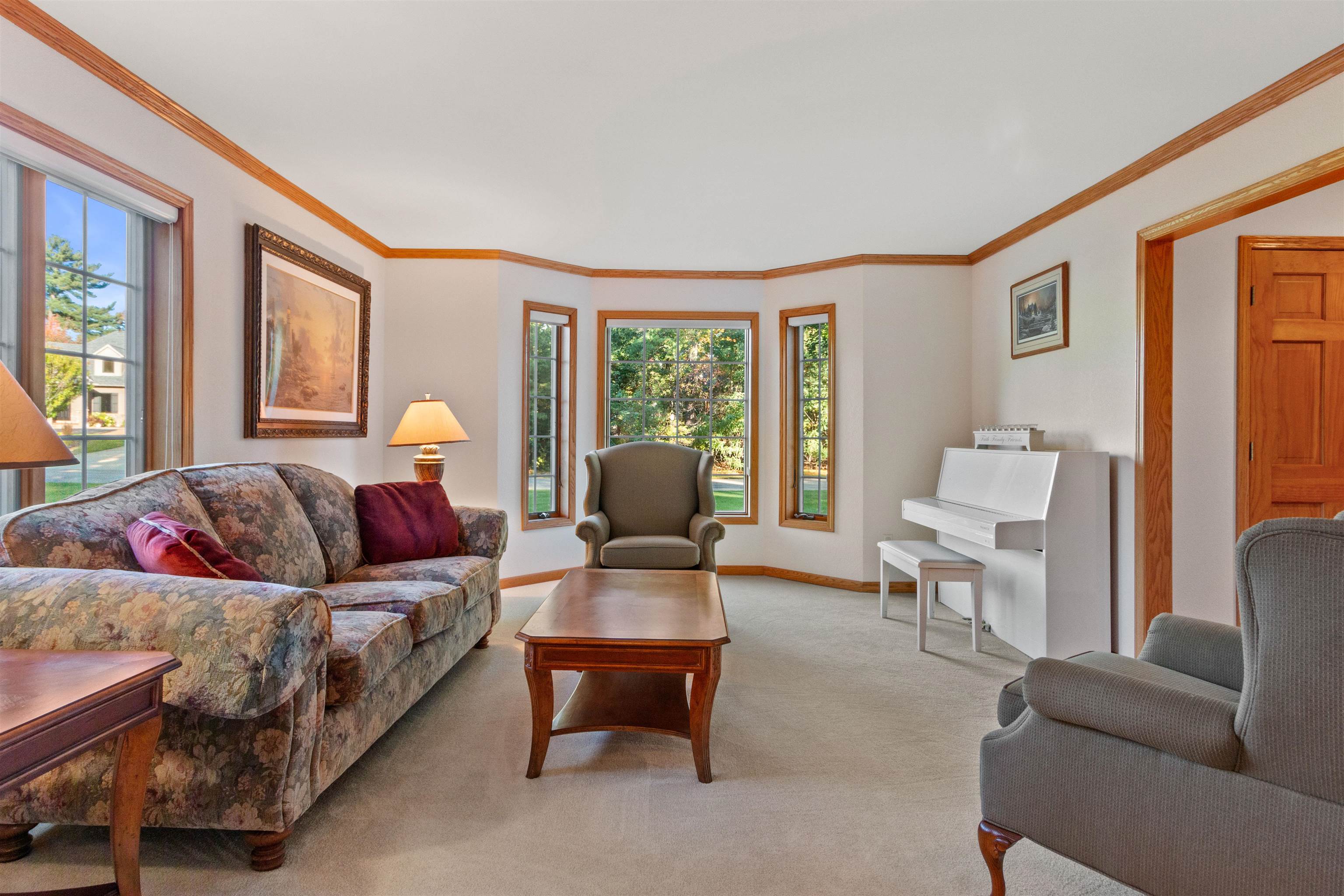 2211 BRIDLE PATH, Wisconsin Rapids, Wisconsin 54494, 5 Bedrooms Bedrooms, ,3 BathroomsBathrooms,Residential,For Sale,2211 BRIDLE PATH,22601344