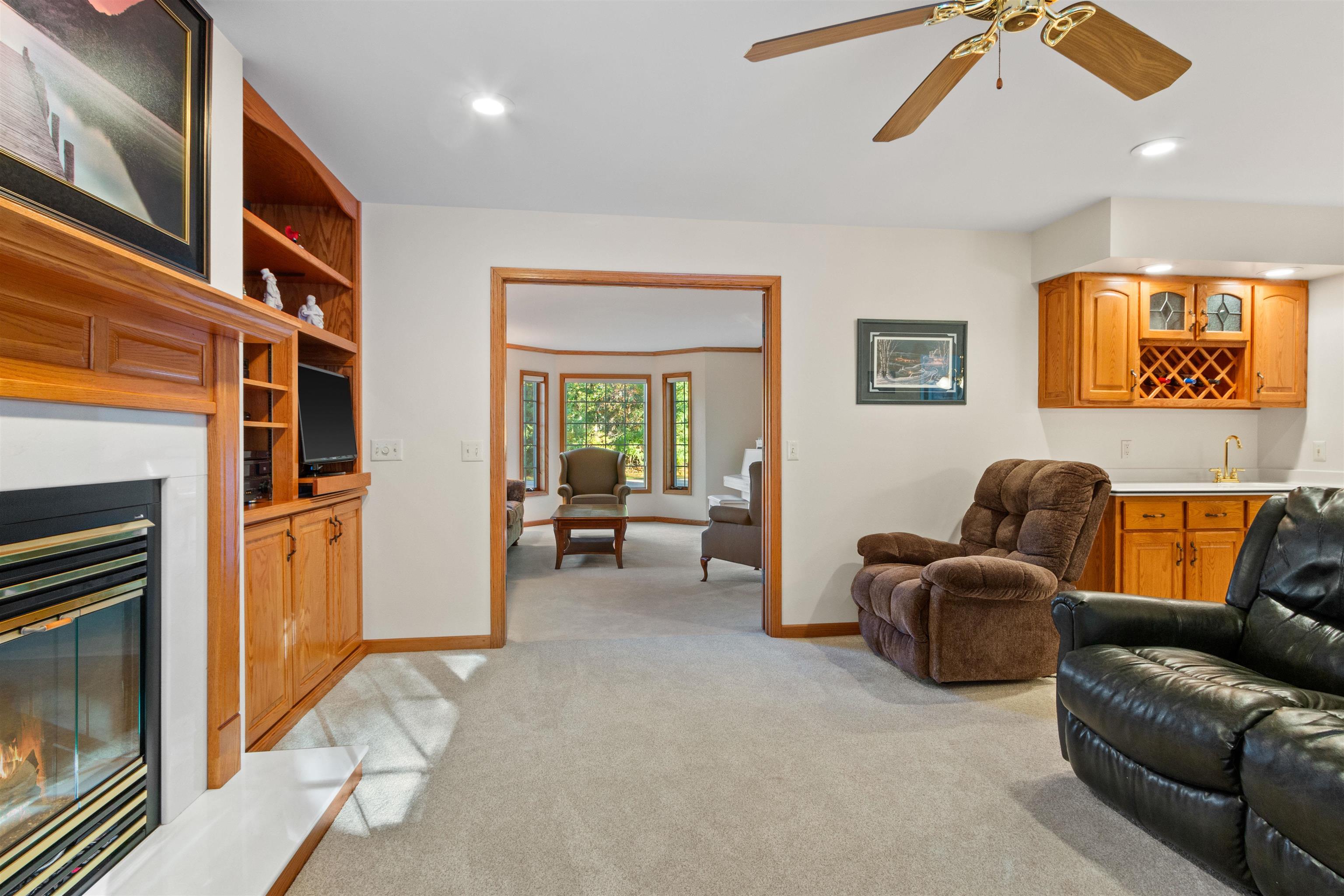 2211 BRIDLE PATH, Wisconsin Rapids, Wisconsin 54494, 5 Bedrooms Bedrooms, ,3 BathroomsBathrooms,Residential,For Sale,2211 BRIDLE PATH,22601344