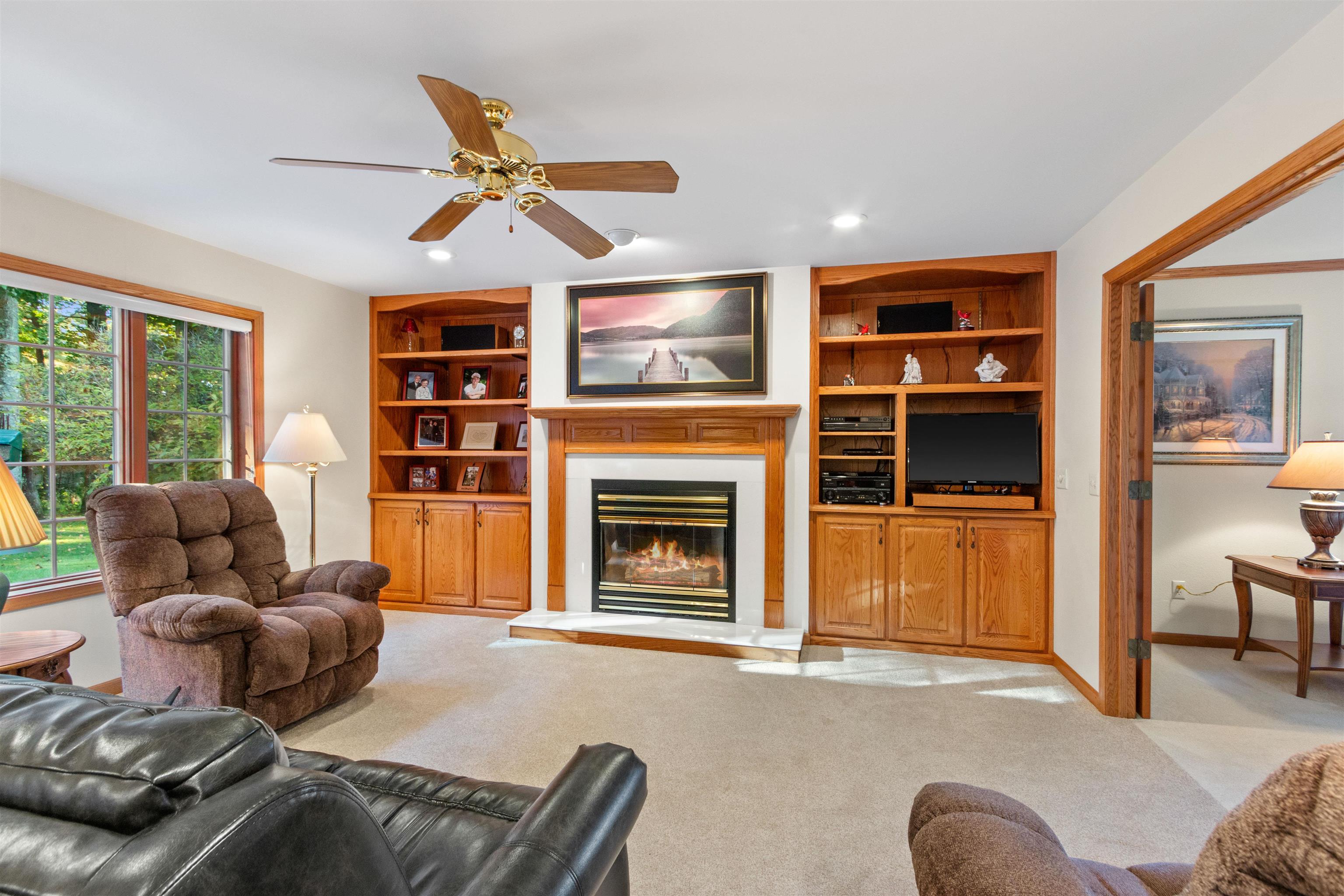 2211 BRIDLE PATH, Wisconsin Rapids, Wisconsin 54494, 5 Bedrooms Bedrooms, ,3 BathroomsBathrooms,Residential,For Sale,2211 BRIDLE PATH,22601344