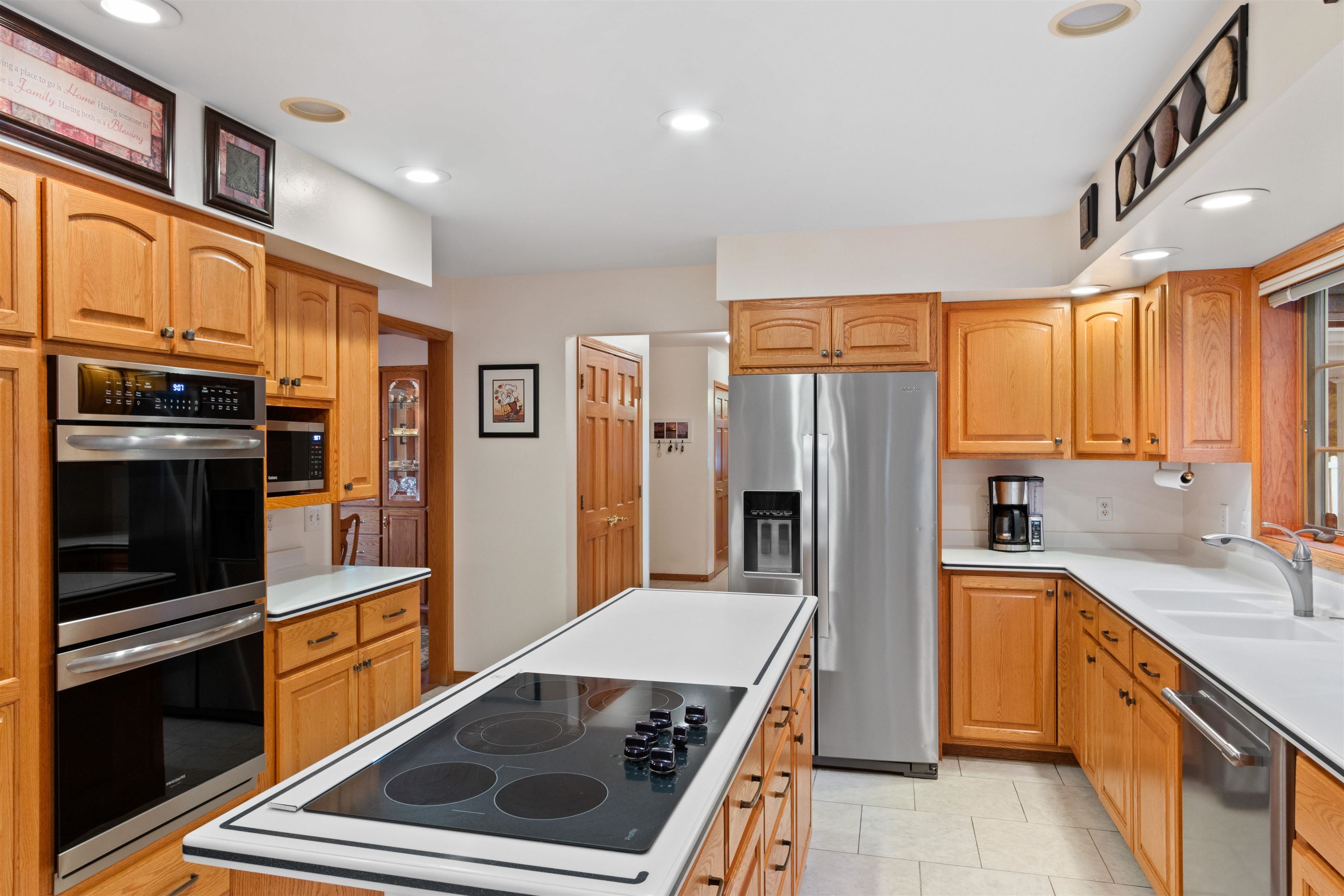 2211 BRIDLE PATH, Wisconsin Rapids, Wisconsin 54494, 5 Bedrooms Bedrooms, ,3 BathroomsBathrooms,Residential,For Sale,2211 BRIDLE PATH,22601344