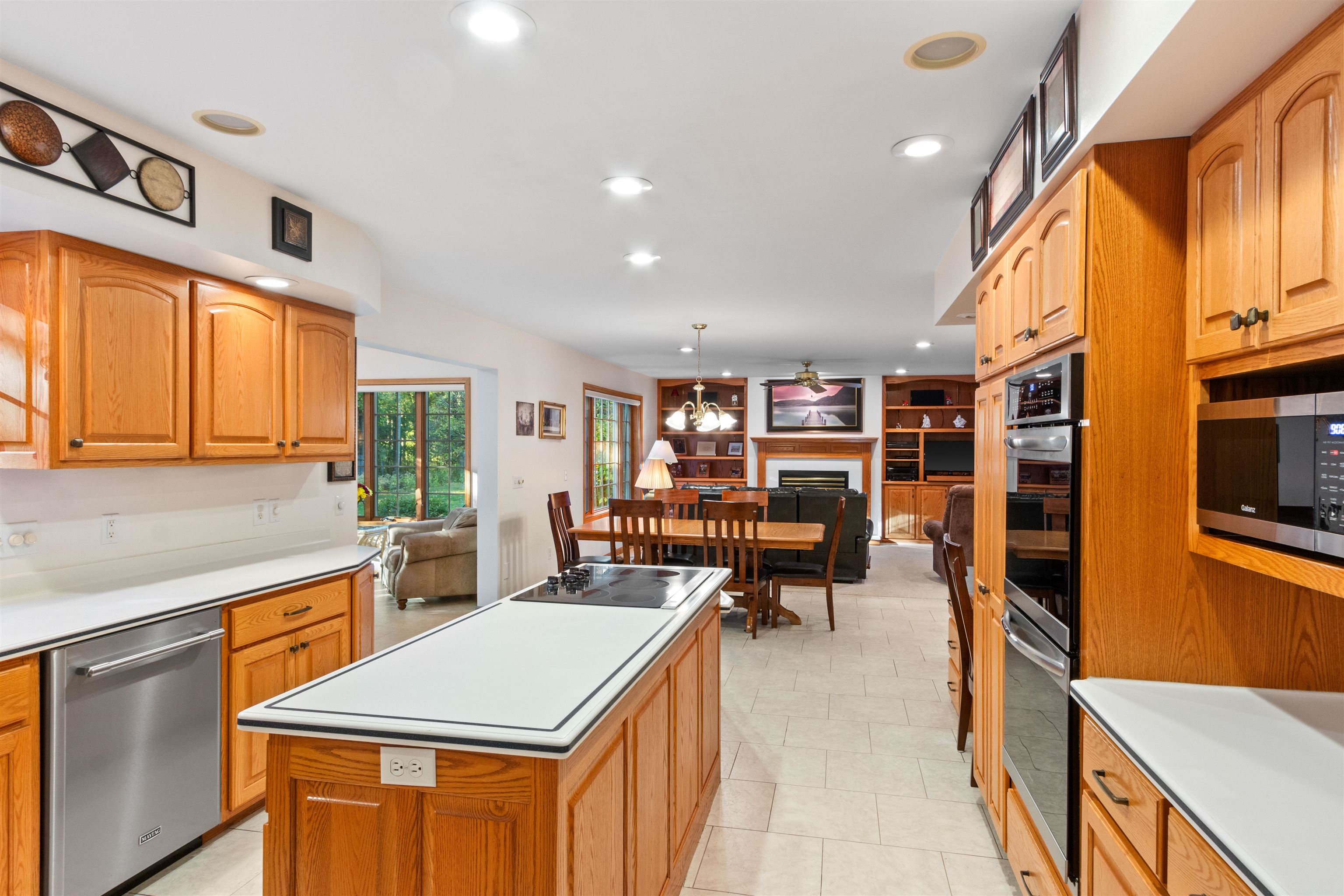 2211 BRIDLE PATH, Wisconsin Rapids, Wisconsin 54494, 5 Bedrooms Bedrooms, ,3 BathroomsBathrooms,Residential,For Sale,2211 BRIDLE PATH,22601344