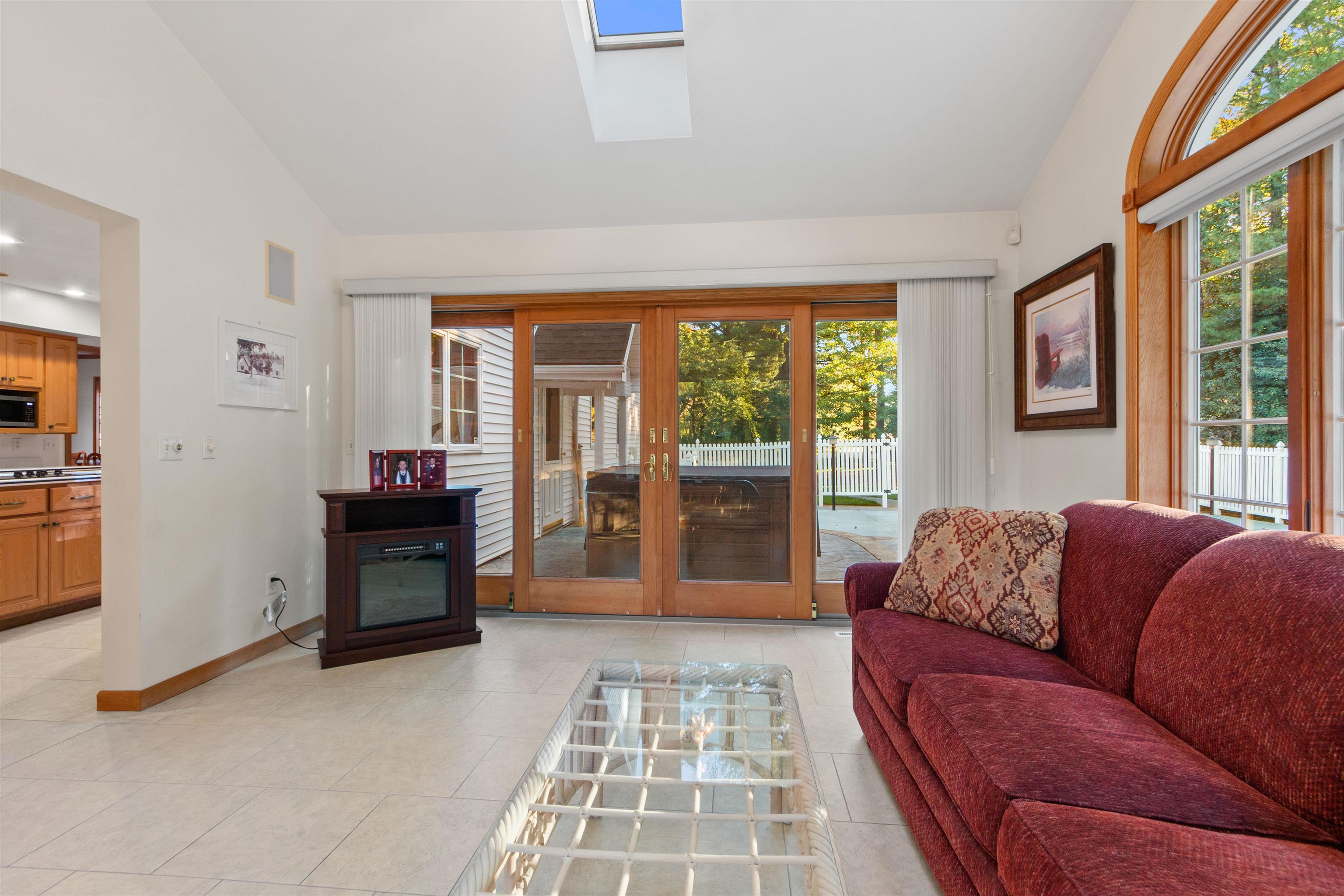 2211 BRIDLE PATH, Wisconsin Rapids, Wisconsin 54494, 5 Bedrooms Bedrooms, ,3 BathroomsBathrooms,Residential,For Sale,2211 BRIDLE PATH,22601344