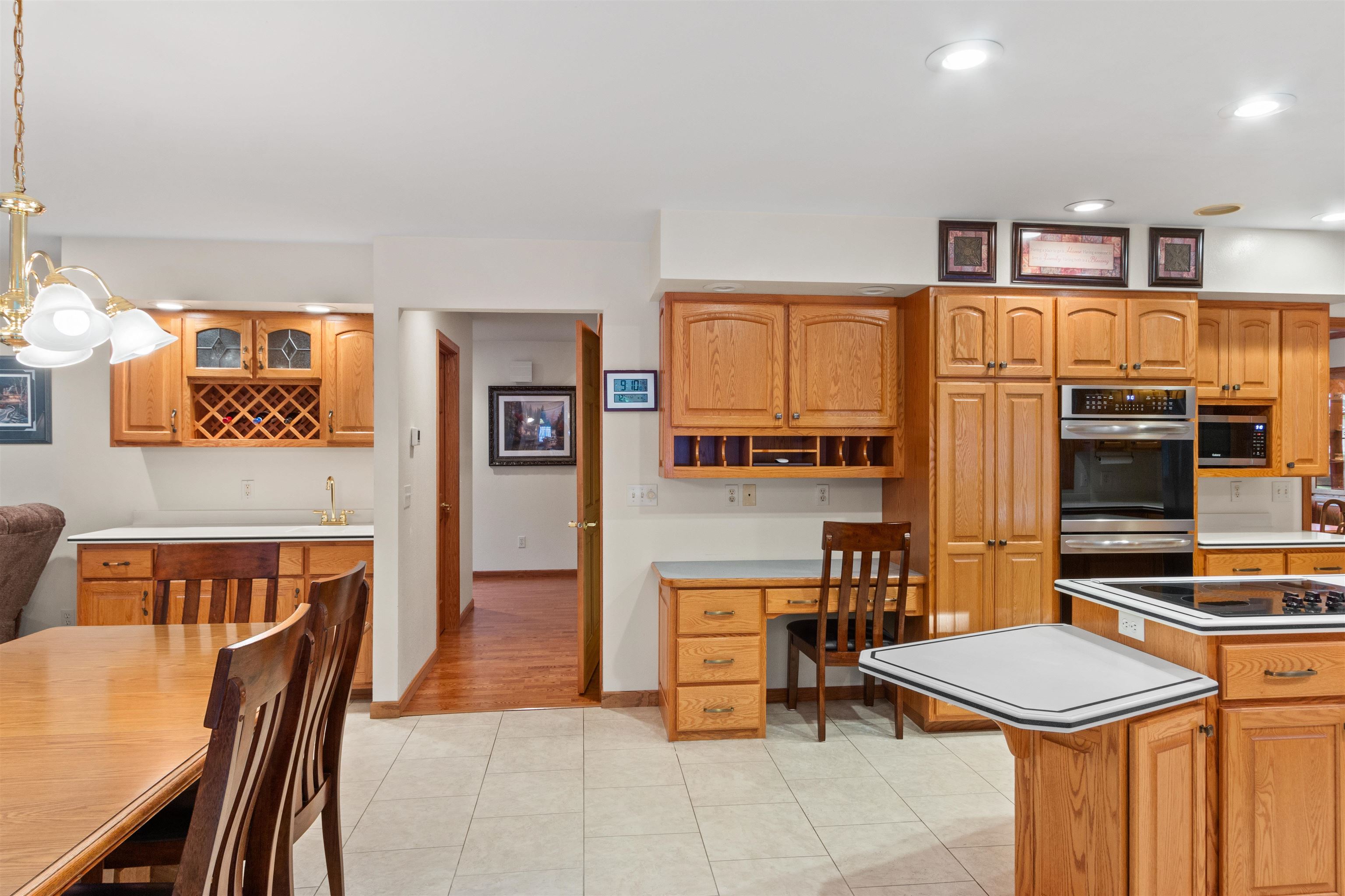 2211 BRIDLE PATH, Wisconsin Rapids, Wisconsin 54494, 5 Bedrooms Bedrooms, ,3 BathroomsBathrooms,Residential,For Sale,2211 BRIDLE PATH,22601344