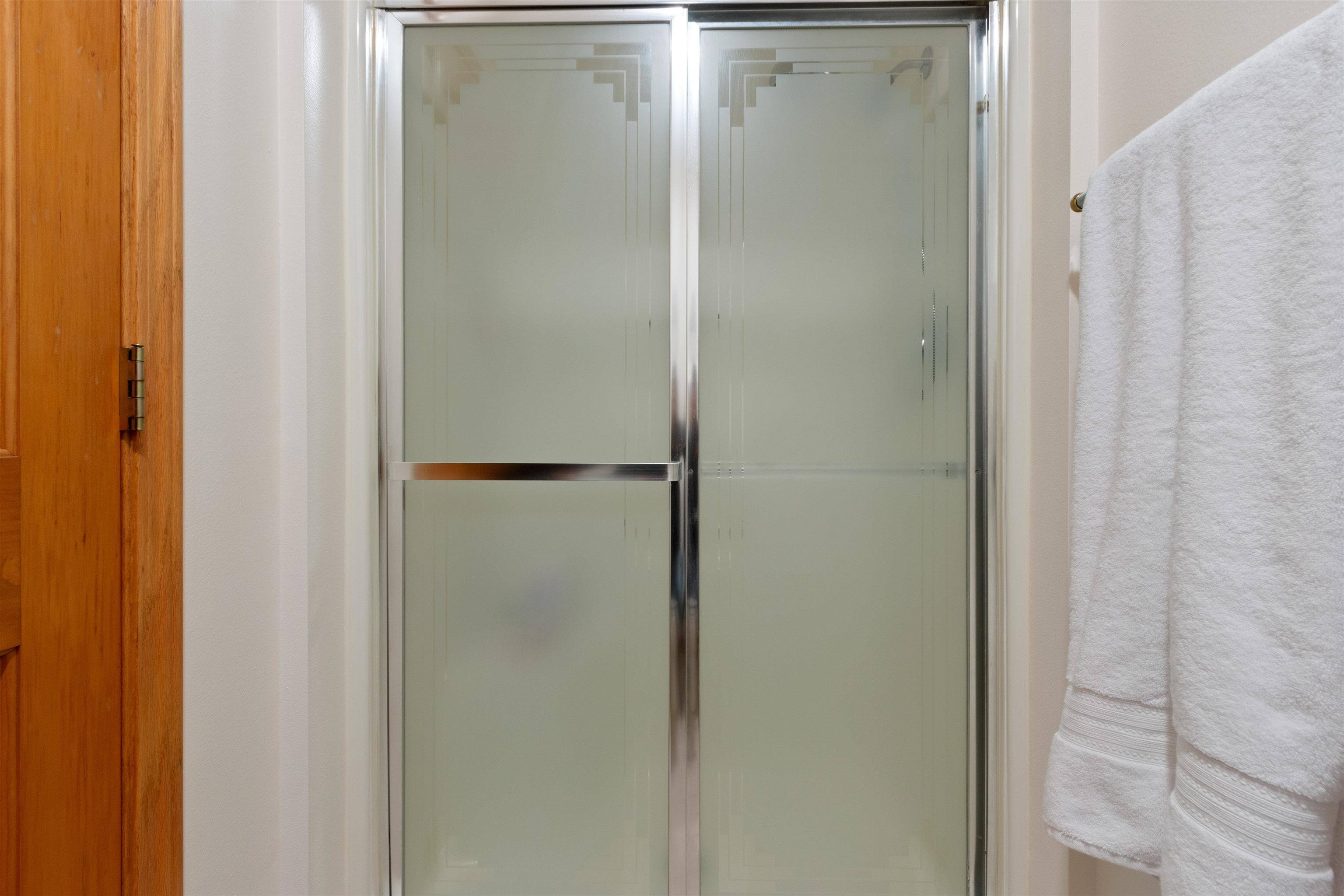 2211 BRIDLE PATH, Wisconsin Rapids, Wisconsin 54494, 5 Bedrooms Bedrooms, ,3 BathroomsBathrooms,Residential,For Sale,2211 BRIDLE PATH,22601344