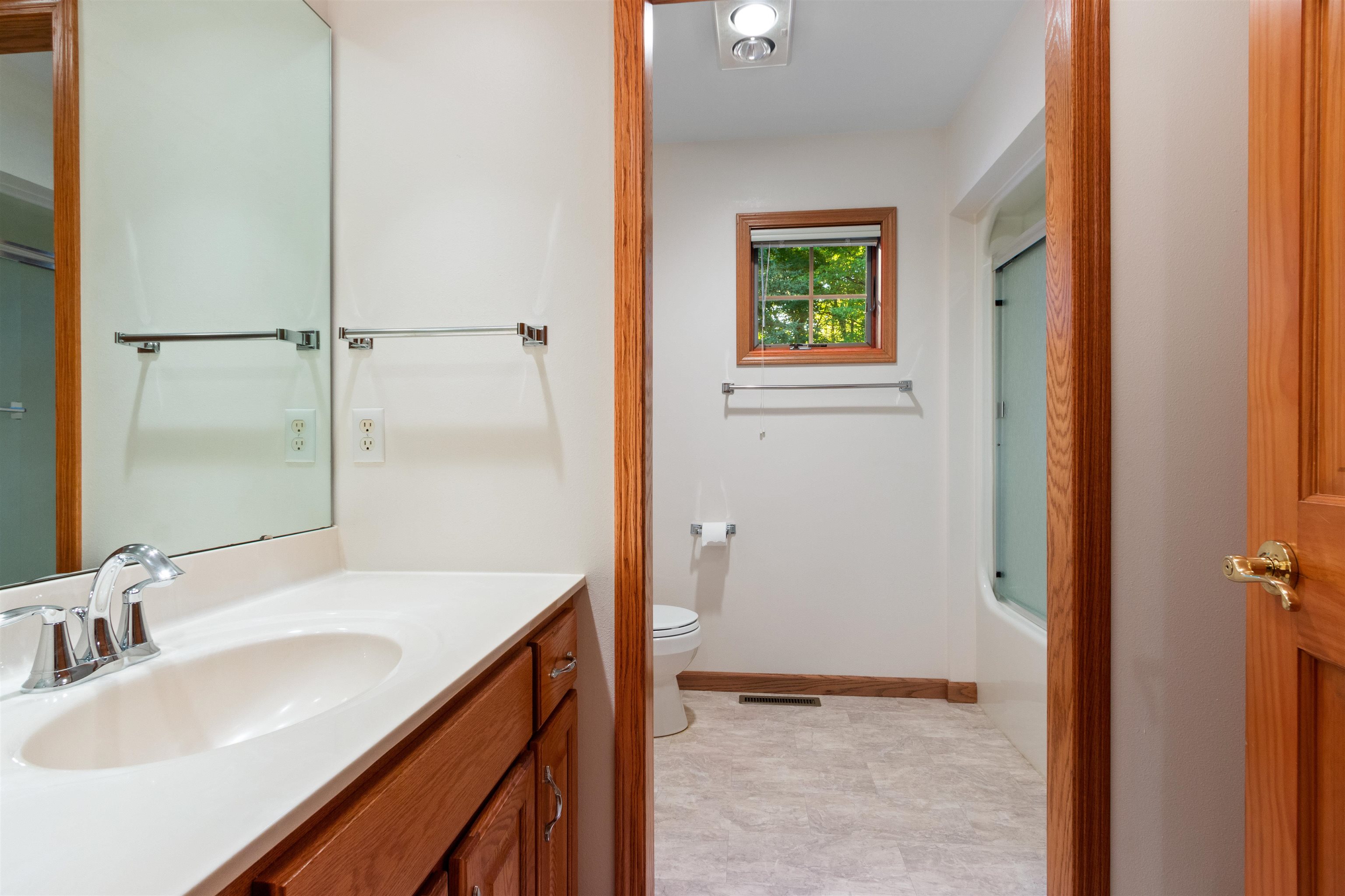 2211 BRIDLE PATH, Wisconsin Rapids, Wisconsin 54494, 5 Bedrooms Bedrooms, ,3 BathroomsBathrooms,Residential,For Sale,2211 BRIDLE PATH,22601344