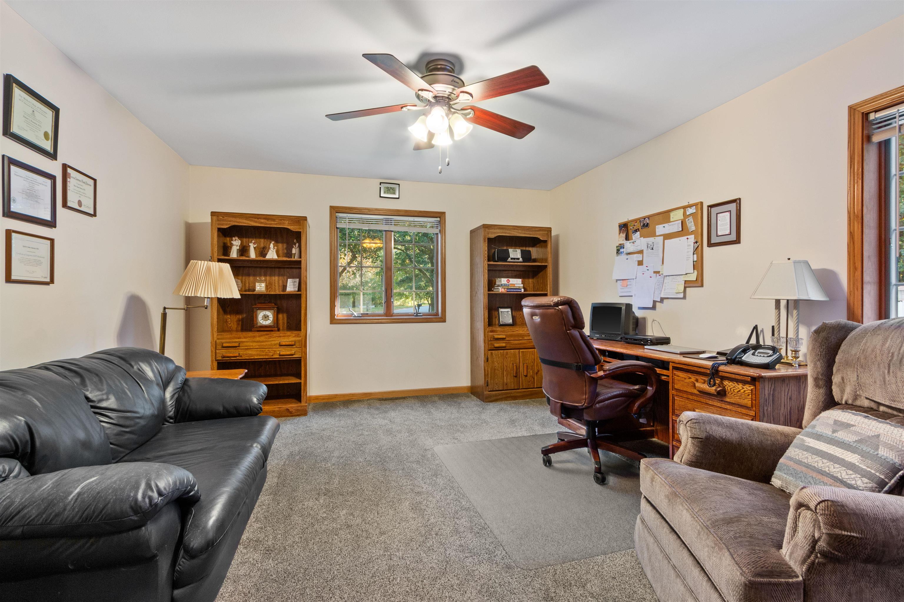 2211 BRIDLE PATH, Wisconsin Rapids, Wisconsin 54494, 5 Bedrooms Bedrooms, ,3 BathroomsBathrooms,Residential,For Sale,2211 BRIDLE PATH,22601344