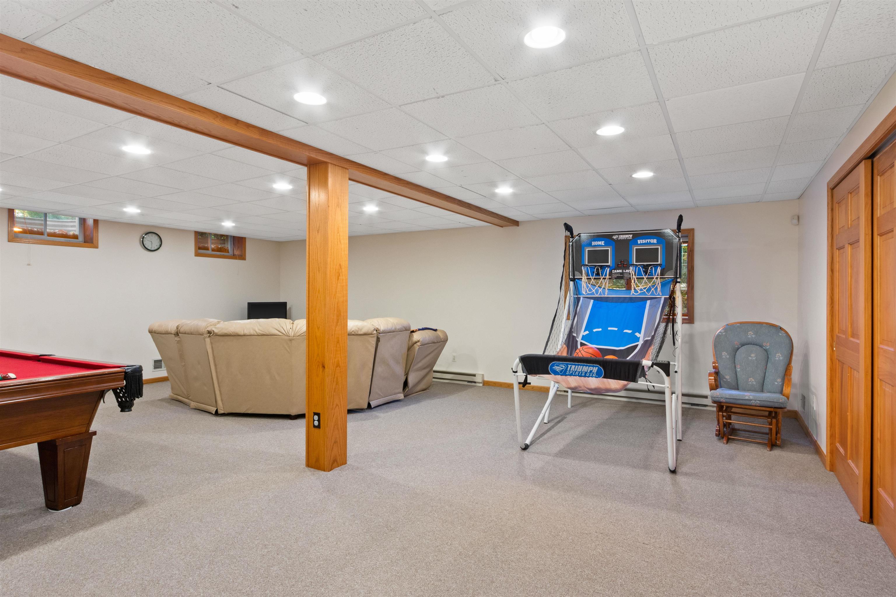 2211 BRIDLE PATH, Wisconsin Rapids, Wisconsin 54494, 5 Bedrooms Bedrooms, ,3 BathroomsBathrooms,Residential,For Sale,2211 BRIDLE PATH,22601344