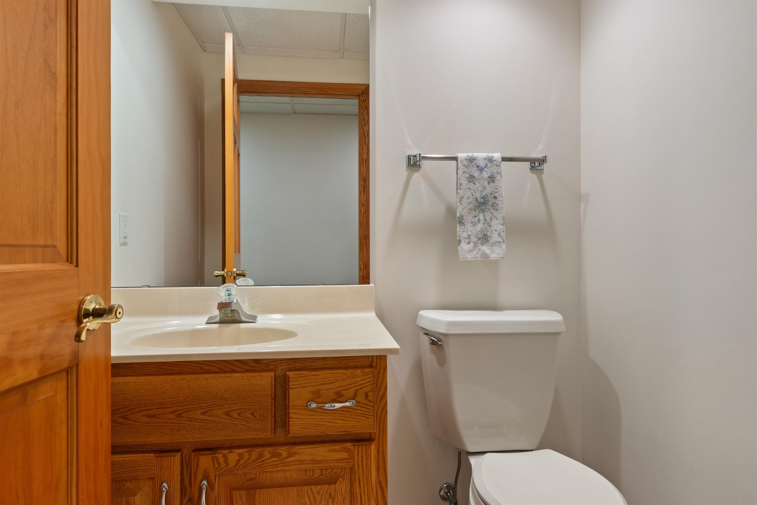 2211 BRIDLE PATH, Wisconsin Rapids, Wisconsin 54494, 5 Bedrooms Bedrooms, ,3 BathroomsBathrooms,Residential,For Sale,2211 BRIDLE PATH,22601344