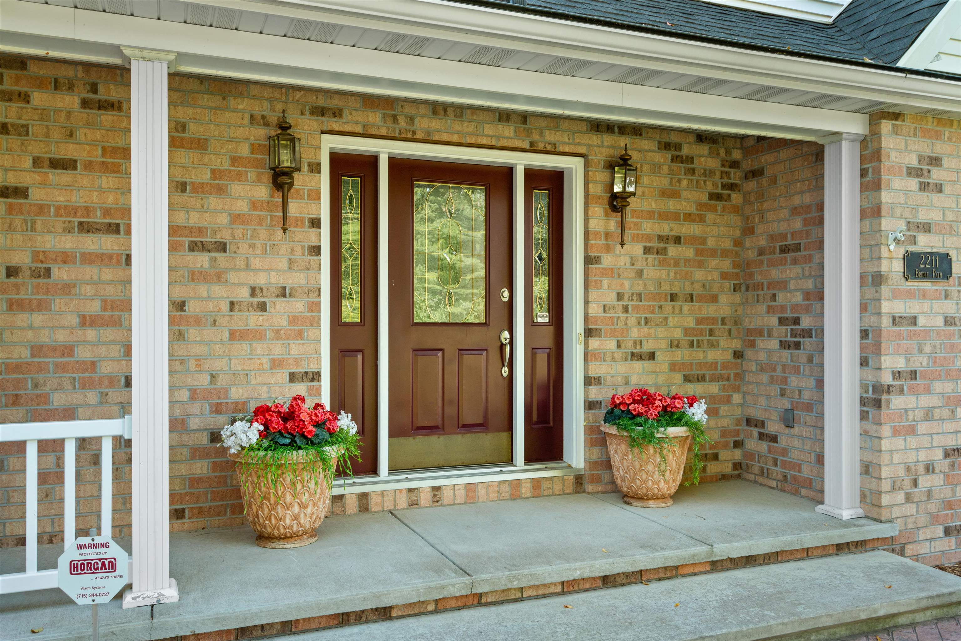 2211 BRIDLE PATH, Wisconsin Rapids, Wisconsin 54494, 5 Bedrooms Bedrooms, ,3 BathroomsBathrooms,Residential,For Sale,2211 BRIDLE PATH,22601344