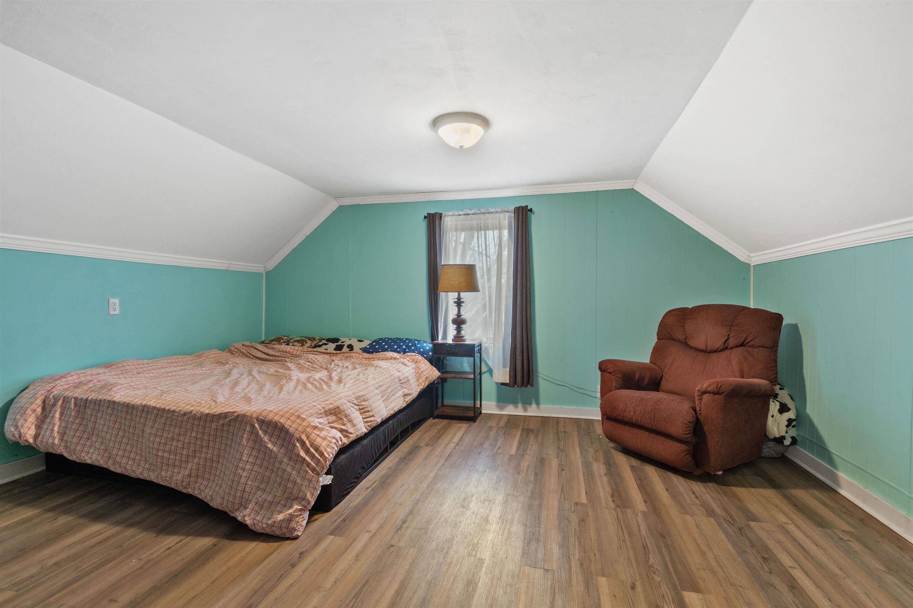 2016 MICHIGAN AVENUE, Stevens Point, Wisconsin 54481, 2 Bedrooms Bedrooms, ,1 BathroomBathrooms,Residential,For Sale,2016 MICHIGAN AVENUE,22601345