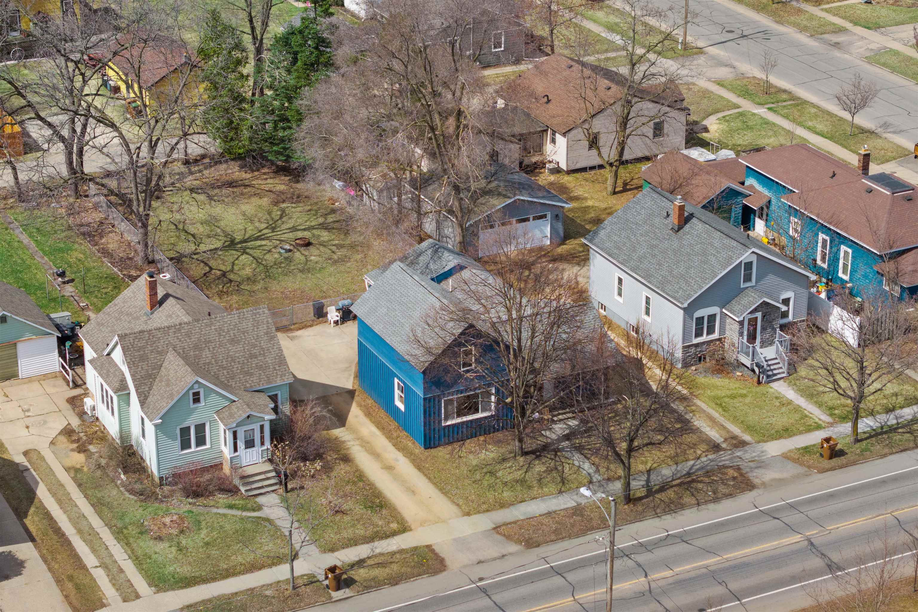 2016 MICHIGAN AVENUE, Stevens Point, Wisconsin 54481, 2 Bedrooms Bedrooms, ,1 BathroomBathrooms,Residential,For Sale,2016 MICHIGAN AVENUE,22601345