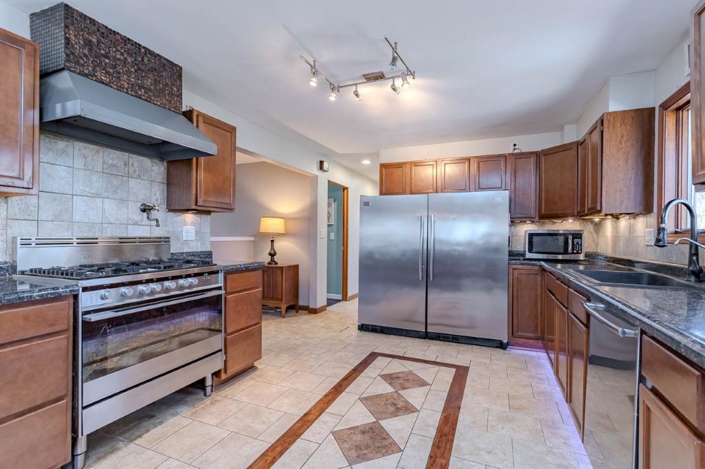 1216 GILBERT STREET, Wausau, Wisconsin 54403, 3 Bedrooms Bedrooms, ,2 BathroomsBathrooms,Residential,For Sale,1216 GILBERT STREET,22601346