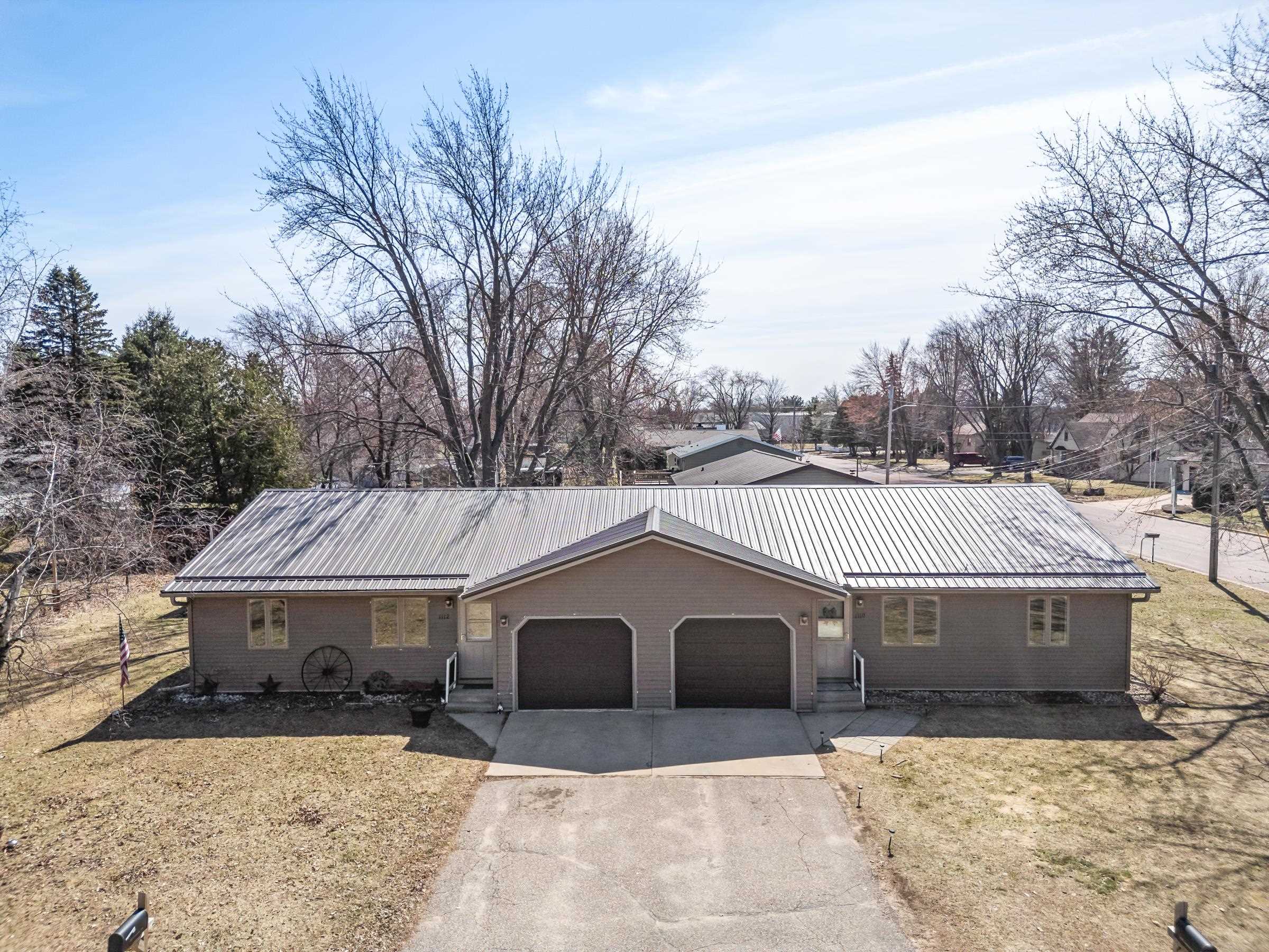 1110/1112 GOODNOW AVENUE, Wisconsin Rapids, Wisconsin 54494, 2 Bedrooms Bedrooms, 5 Rooms Rooms,1 BathroomBathrooms,Multi-family,For Sale,1110/1112 GOODNOW AVENUE,22601347