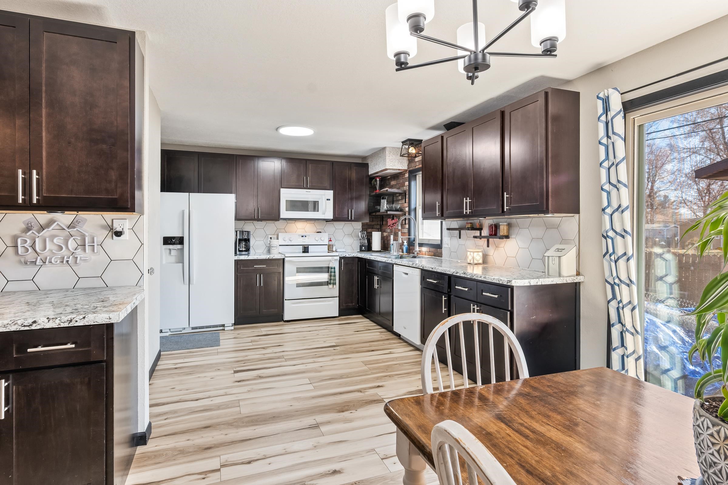 1110/1112 GOODNOW AVENUE, Wisconsin Rapids, Wisconsin 54494, 2 Bedrooms Bedrooms, 5 Rooms Rooms,1 BathroomBathrooms,Multi-family,For Sale,1110/1112 GOODNOW AVENUE,22601347