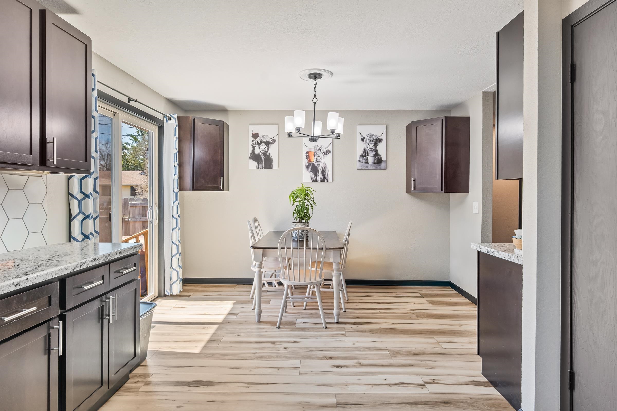 1110/1112 GOODNOW AVENUE, Wisconsin Rapids, Wisconsin 54494, 2 Bedrooms Bedrooms, 5 Rooms Rooms,1 BathroomBathrooms,Multi-family,For Sale,1110/1112 GOODNOW AVENUE,22601347