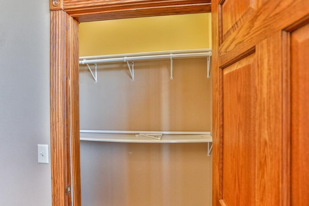 219 ROSS AVENUE, Schofield, Wisconsin 54476, ,Commercial/industrial,For Rent,219 ROSS AVENUE,22601348