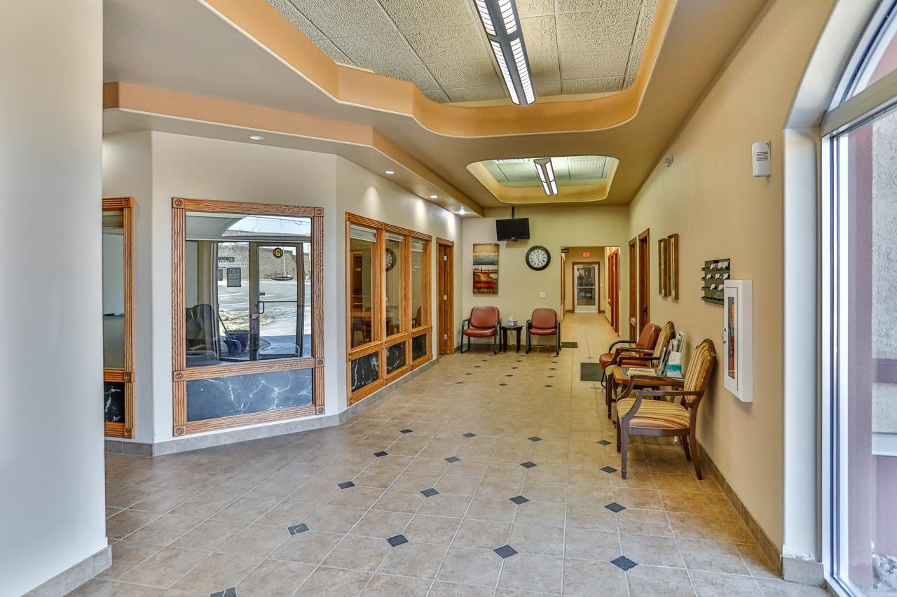 219 ROSS AVENUE, Schofield, Wisconsin 54476, ,Commercial/industrial,For Rent,219 ROSS AVENUE,22601352