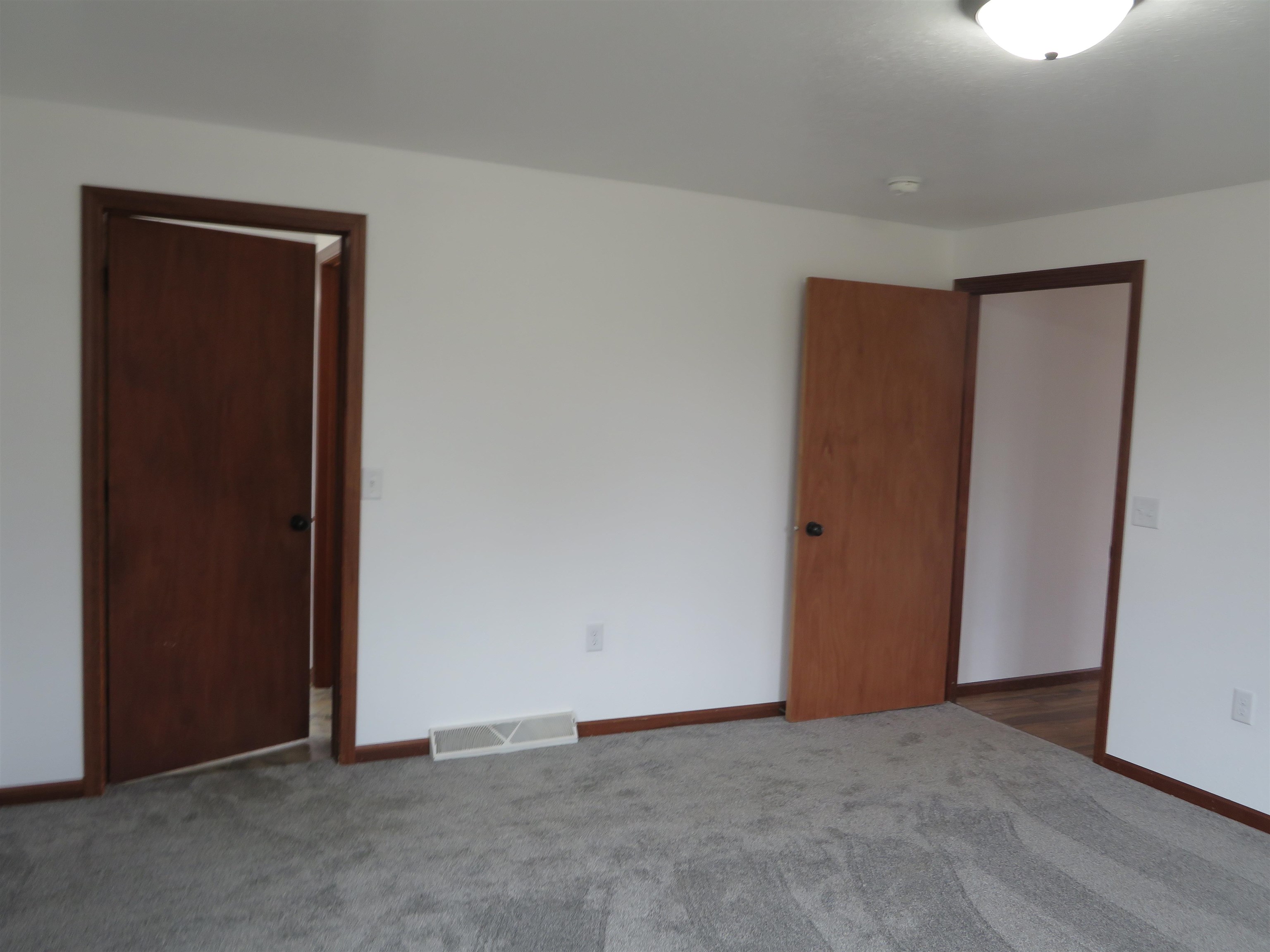 700 N MILL STREET, Merrill, Wisconsin 54452, 3 Bedrooms Bedrooms, ,3 BathroomsBathrooms,Residential,For Sale,700 N MILL STREET,22601356