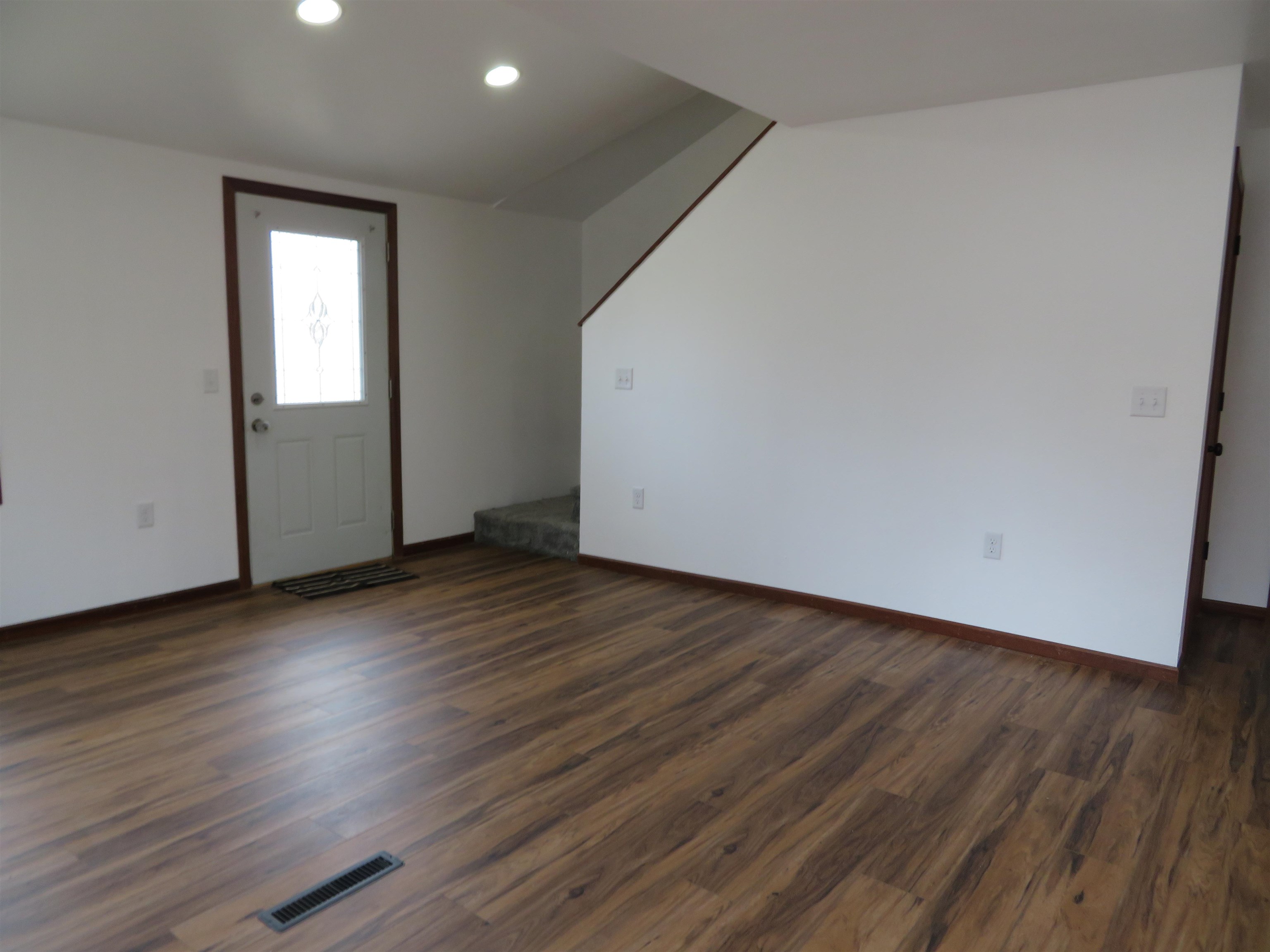 700 N MILL STREET, Merrill, Wisconsin 54452, 3 Bedrooms Bedrooms, ,3 BathroomsBathrooms,Residential,For Sale,700 N MILL STREET,22601356