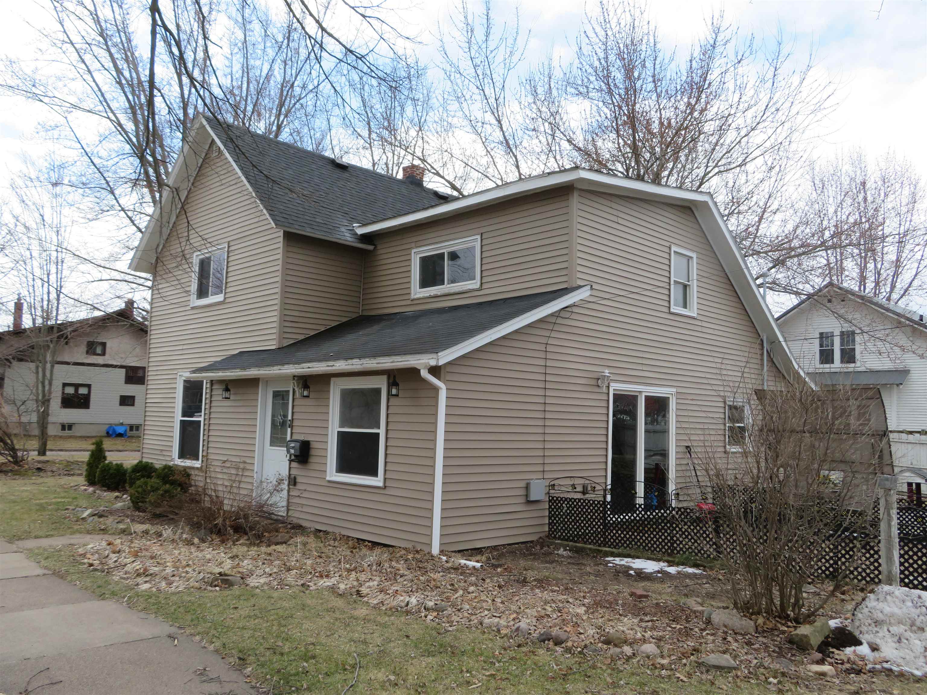 700 N MILL STREET, Merrill, Wisconsin 54452, 3 Bedrooms Bedrooms, ,3 BathroomsBathrooms,Residential,For Sale,700 N MILL STREET,22601356