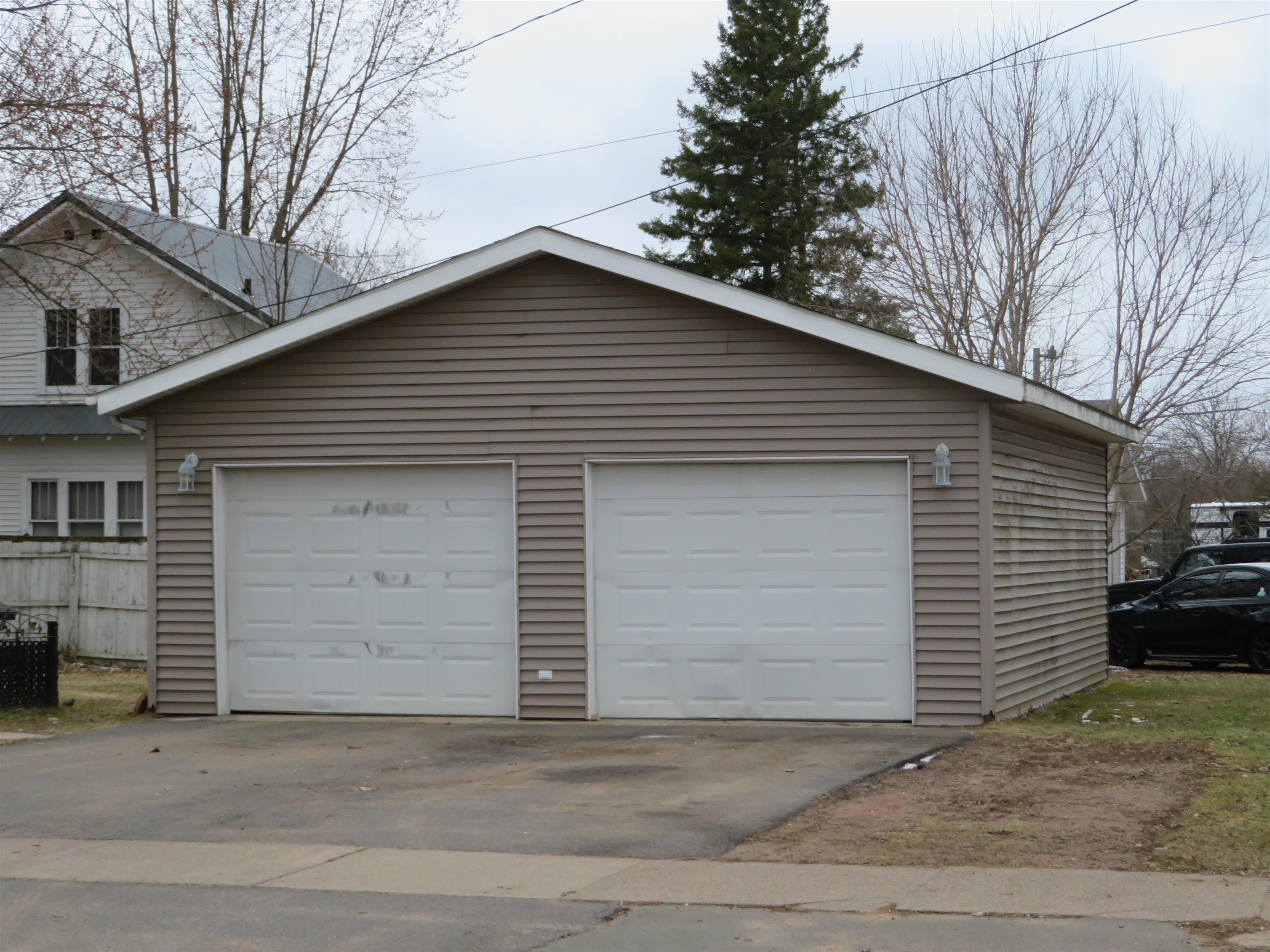 700 N MILL STREET, Merrill, Wisconsin 54452, 3 Bedrooms Bedrooms, ,3 BathroomsBathrooms,Residential,For Sale,700 N MILL STREET,22601356