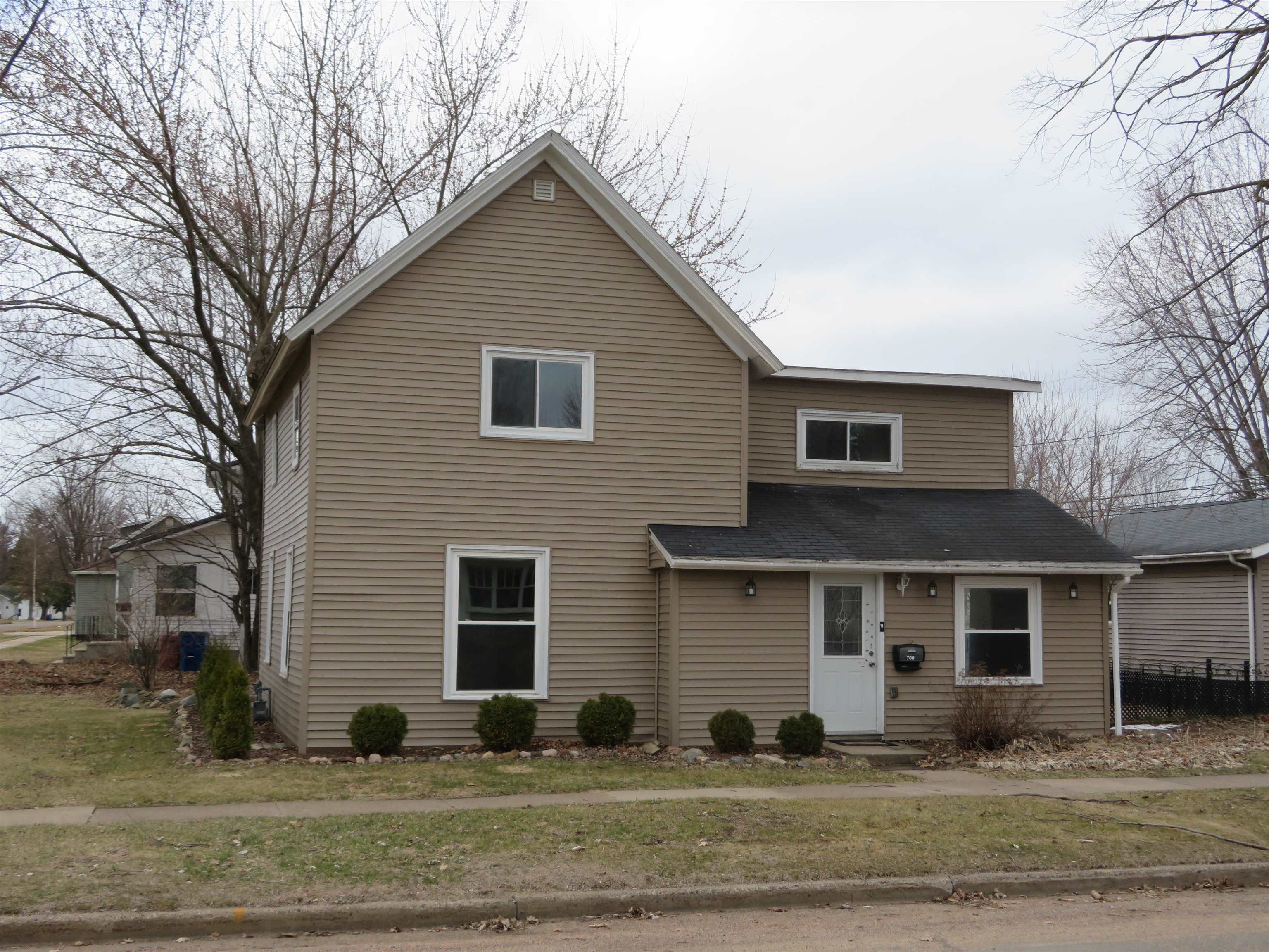700 N MILL STREET, Merrill, Wisconsin 54452, 3 Bedrooms Bedrooms, ,3 BathroomsBathrooms,Residential,For Sale,700 N MILL STREET,22601356