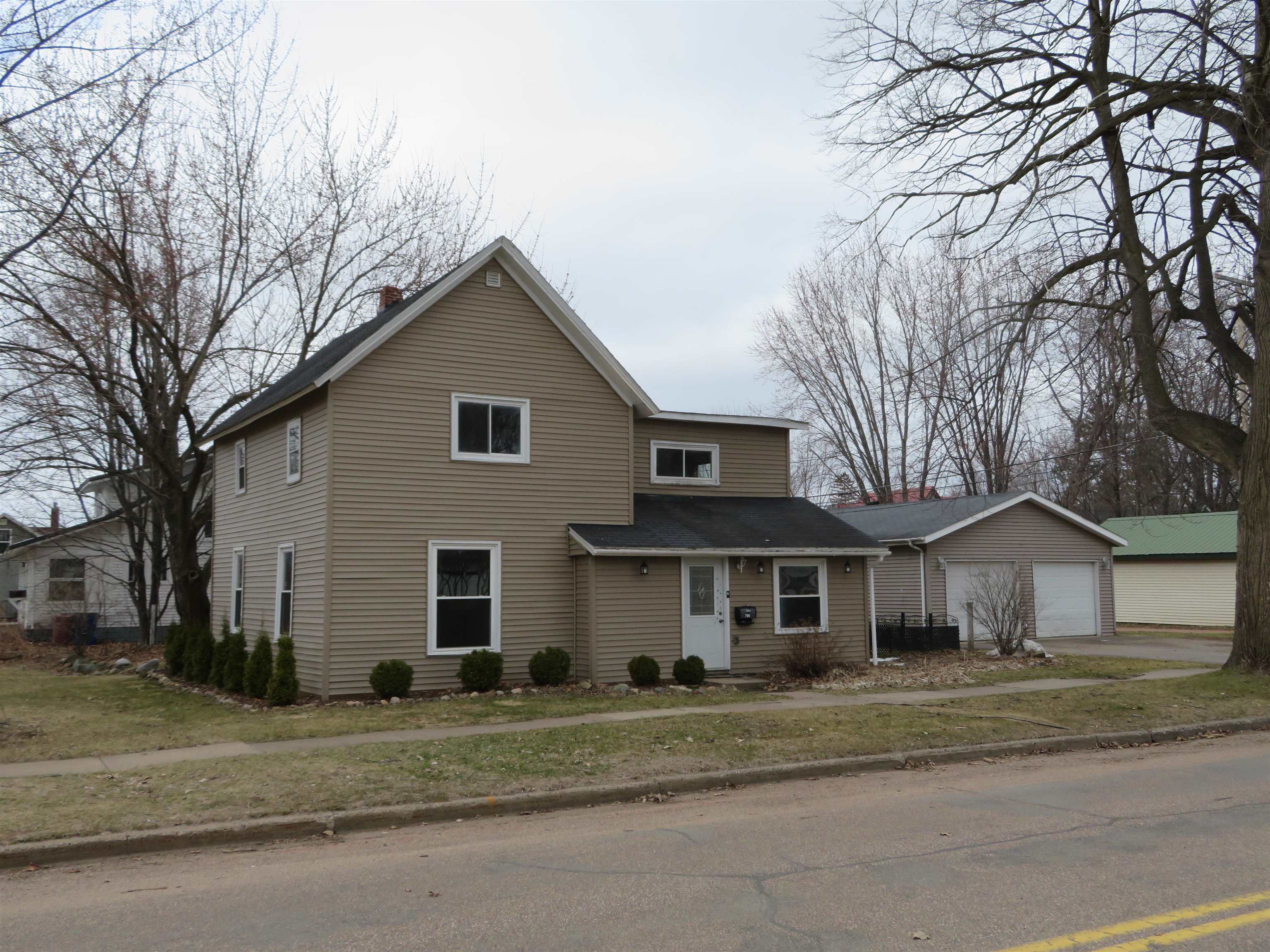 700 N MILL STREET, Merrill, Wisconsin 54452, 3 Bedrooms Bedrooms, ,3 BathroomsBathrooms,Residential,For Sale,700 N MILL STREET,22601356