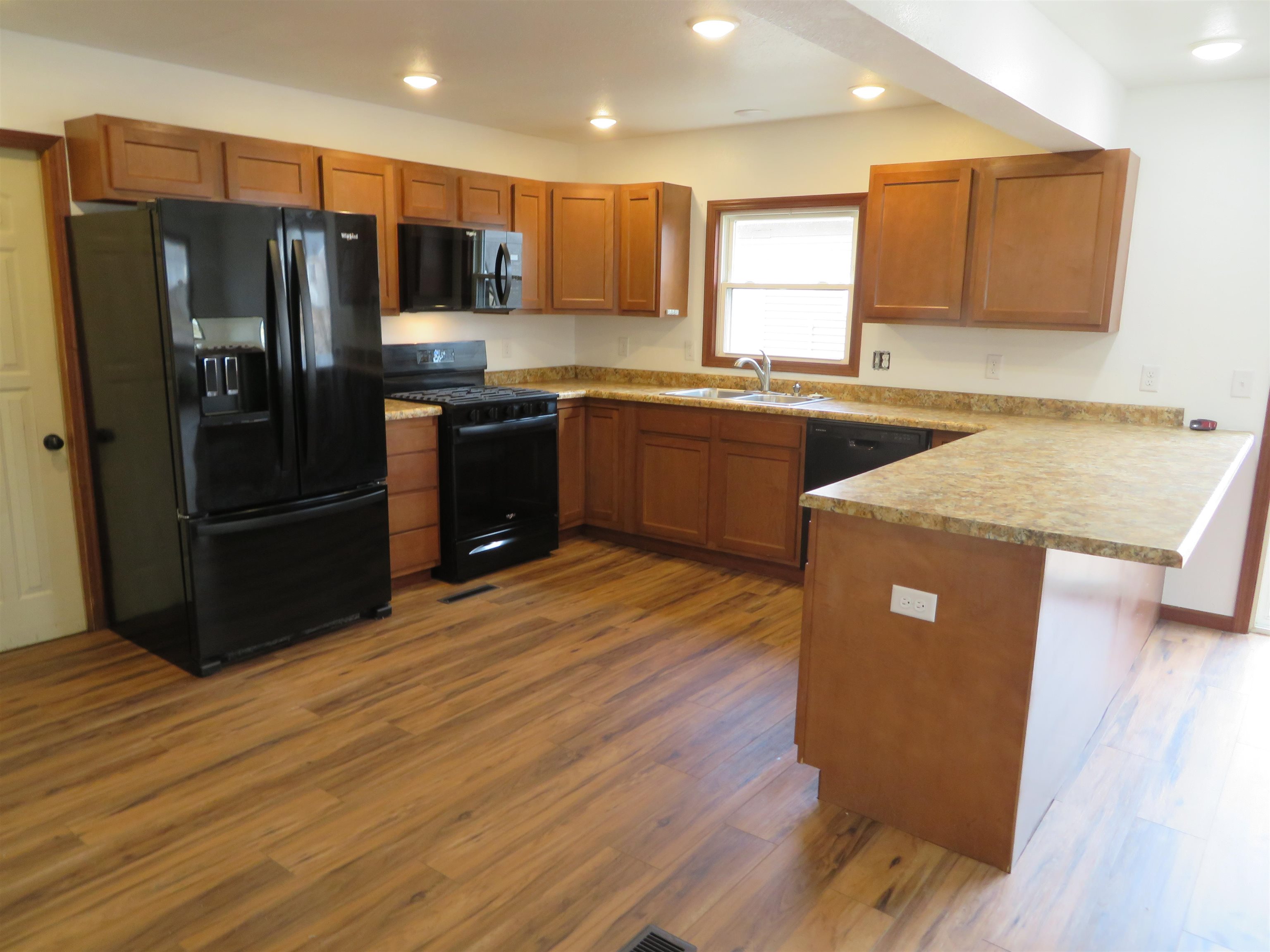 700 N MILL STREET, Merrill, Wisconsin 54452, 3 Bedrooms Bedrooms, ,3 BathroomsBathrooms,Residential,For Sale,700 N MILL STREET,22601356