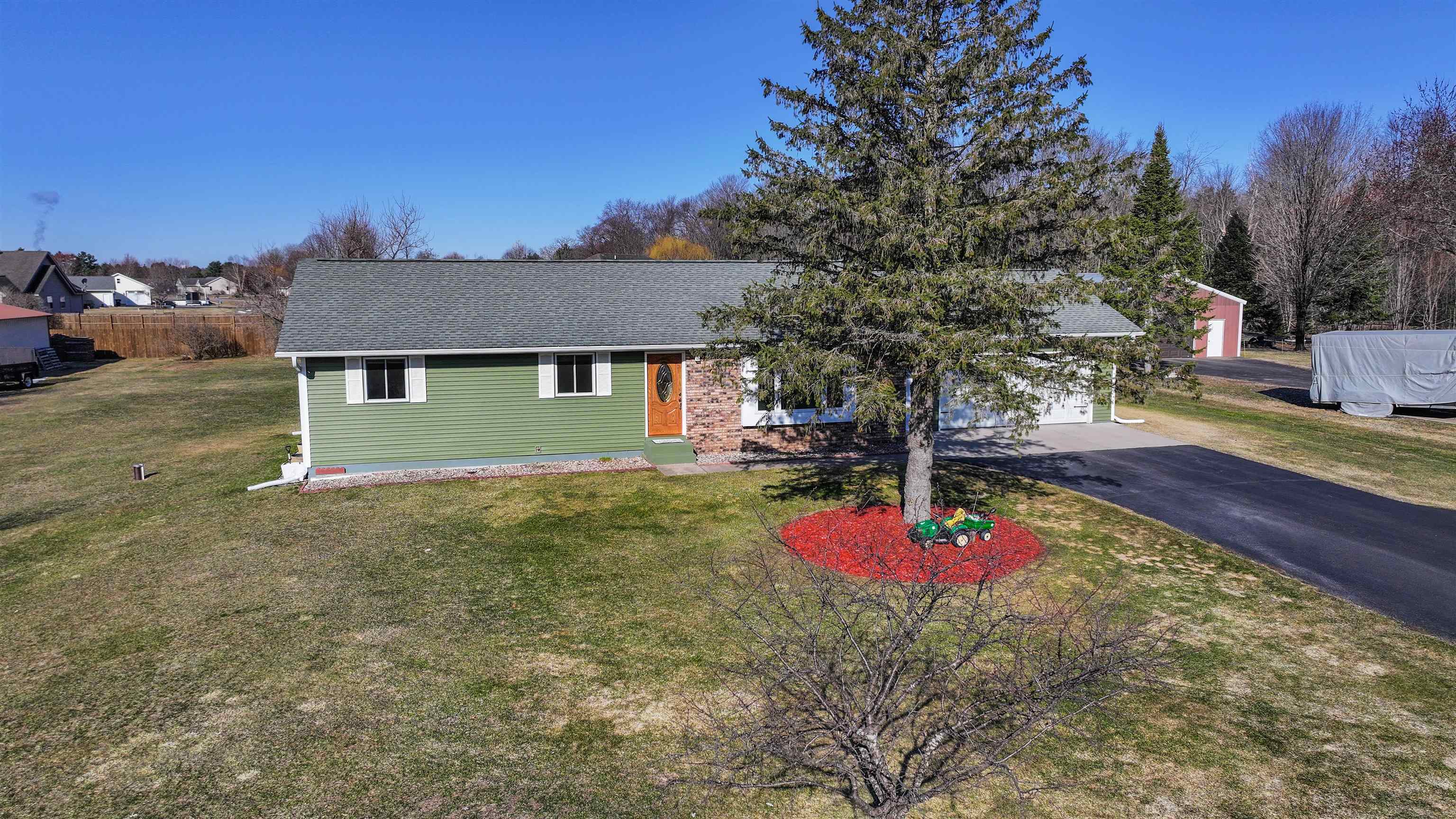 224990 GREY HAWK DRIVE, Ringle, Wisconsin 54471, 3 Bedrooms Bedrooms, ,2 BathroomsBathrooms,Residential,For Sale,224990 GREY HAWK DRIVE,22601361