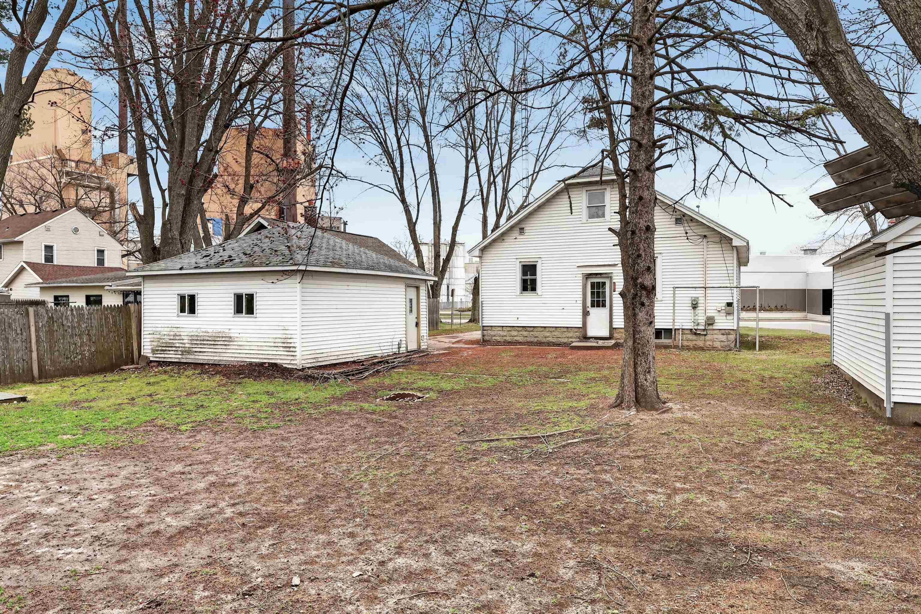 830 MARKET STREET, Nekoosa, Wisconsin 54457, 3 Bedrooms Bedrooms, ,1 BathroomBathrooms,Residential,For Sale,830 MARKET STREET,22601362