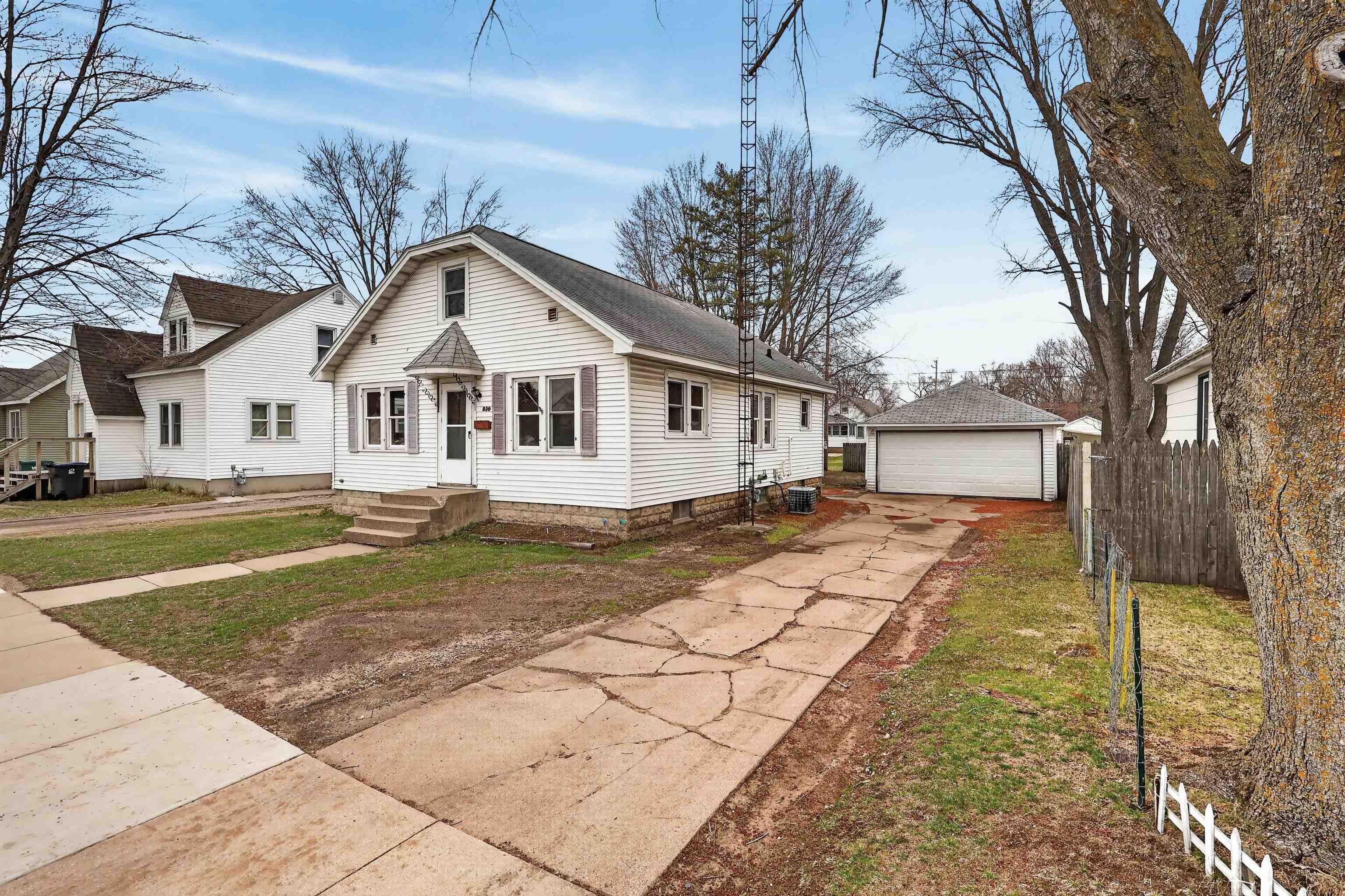 830 MARKET STREET, Nekoosa, Wisconsin 54457, 3 Bedrooms Bedrooms, ,1 BathroomBathrooms,Residential,For Sale,830 MARKET STREET,22601362