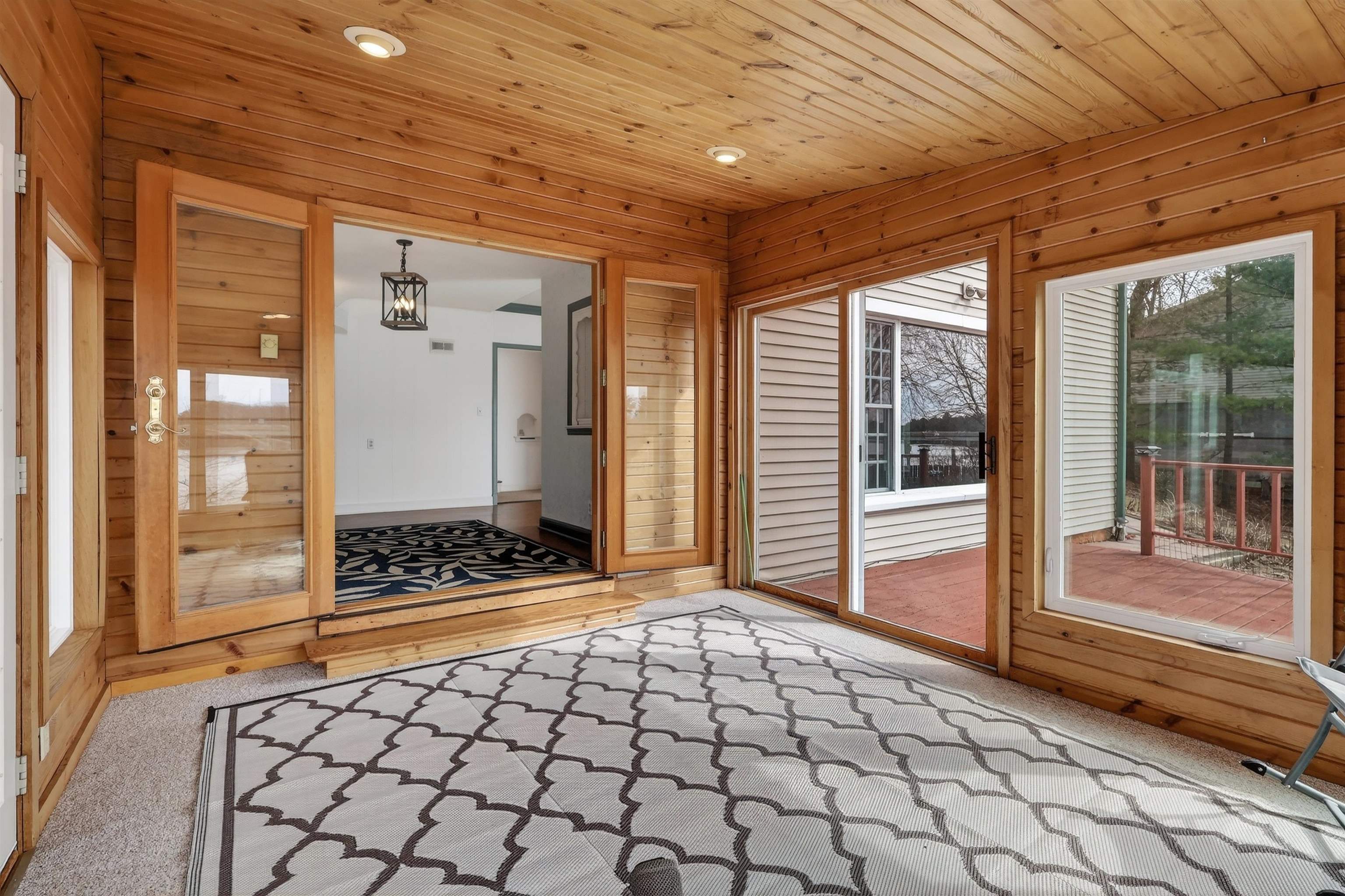 810 3RD STREET SOUTH, Wisconsin Rapids, Wisconsin 54494, 3 Bedrooms Bedrooms, ,3 BathroomsBathrooms,Residential,For Sale,810 3RD STREET SOUTH,22601363