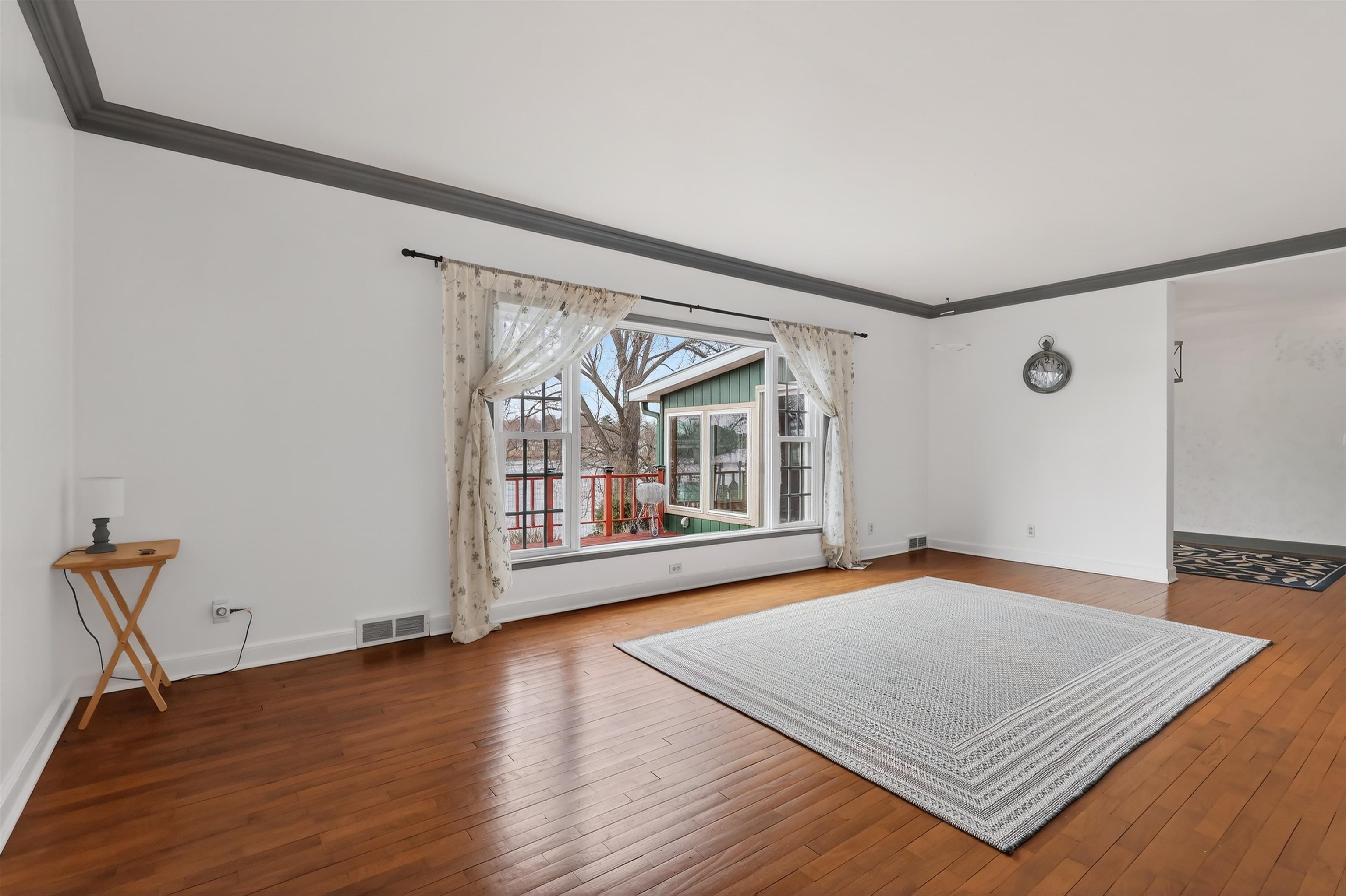 810 3RD STREET SOUTH, Wisconsin Rapids, Wisconsin 54494, 3 Bedrooms Bedrooms, ,3 BathroomsBathrooms,Residential,For Sale,810 3RD STREET SOUTH,22601363