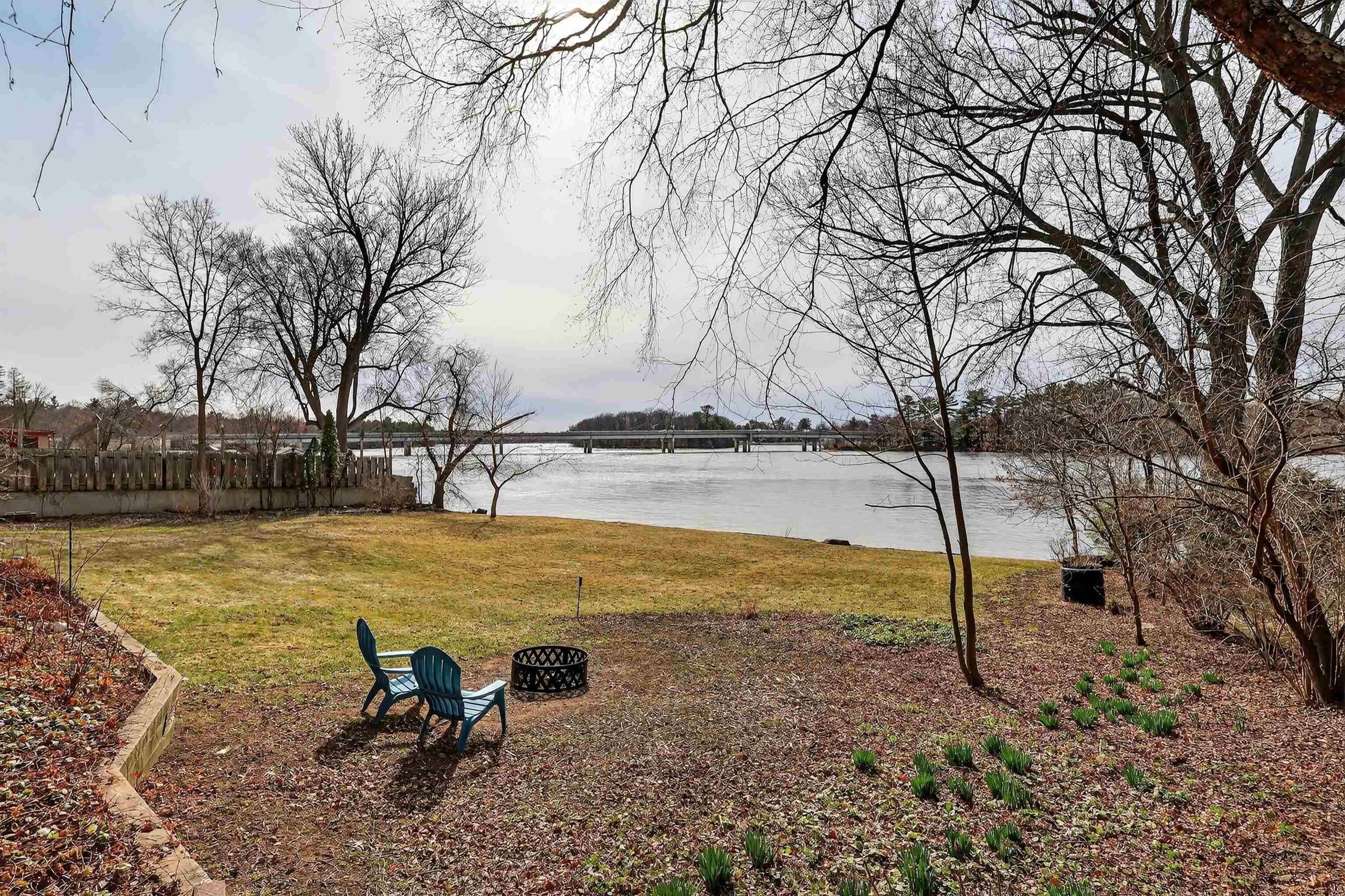 810 3RD STREET SOUTH, Wisconsin Rapids, Wisconsin 54494, 3 Bedrooms Bedrooms, ,3 BathroomsBathrooms,Residential,For Sale,810 3RD STREET SOUTH,22601363